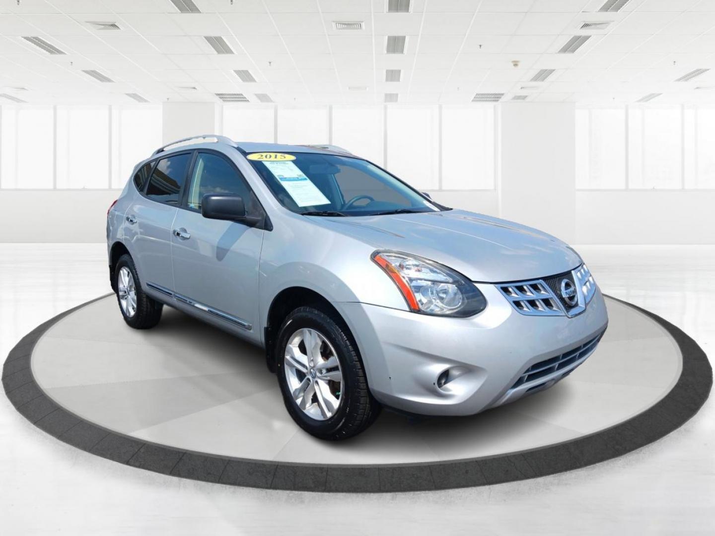 2015 Brilliant Silver Nissan Rogue Select (JN8AS5MV9FW) with an 2.5L L4 DOHC 16V engine, Continuously Variable Transmission transmission, located at 401 Woodman Dr, Riverside, OH, 45431, (937) 908-9800, 39.760899, -84.123421 - Photo#0