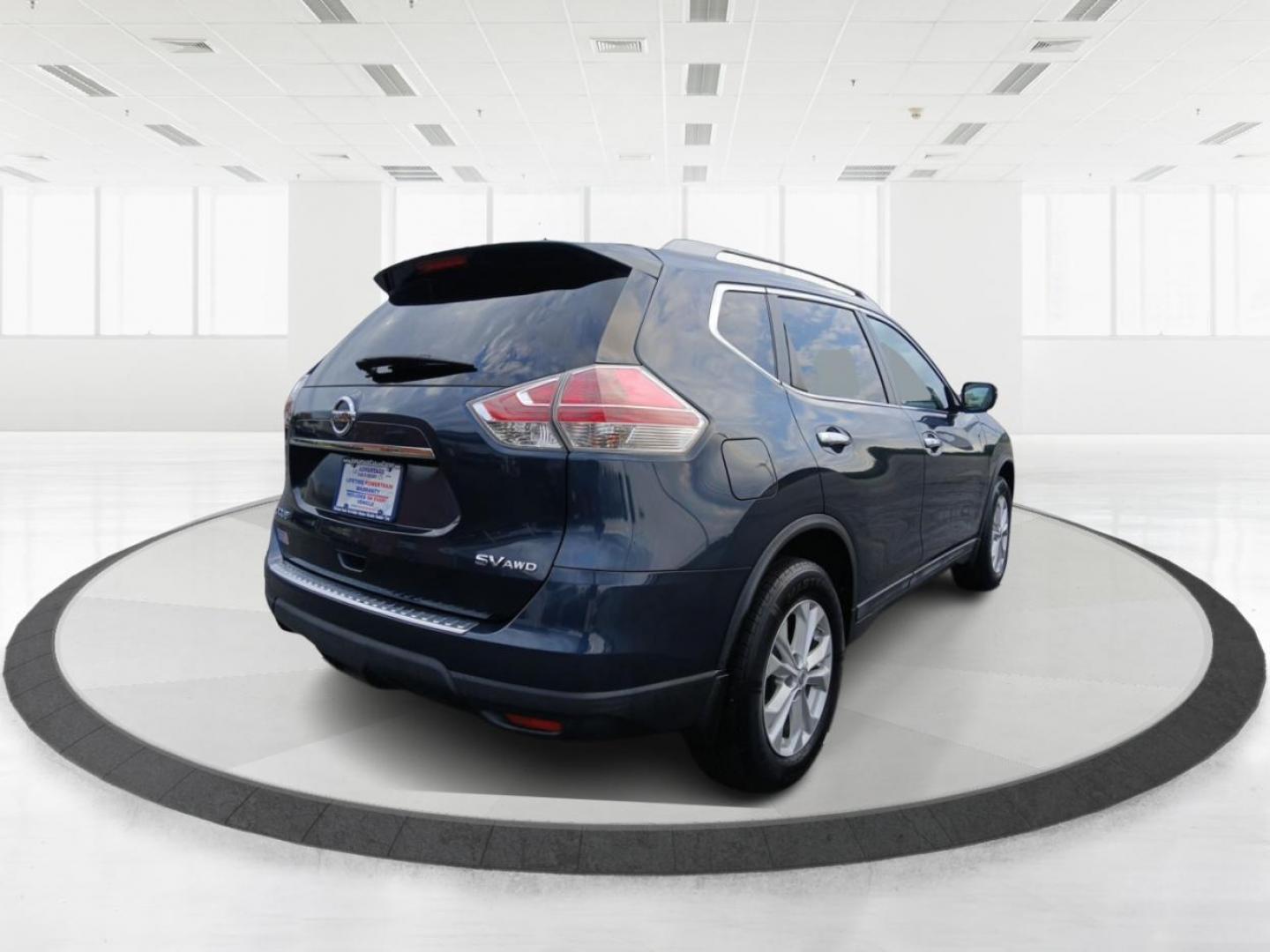 2015 Nissan Rogue SV AWD (5N1AT2MV6FC) with an 2.5L L4 DOHC 16V engine, Continuously Variable Transmission transmission, located at 880 E. National Road, Vandalia, OH, 45377, (937) 908-9800, 39.891918, -84.183594 - 2015 Nissan Rogue SV AWD - Photo#2