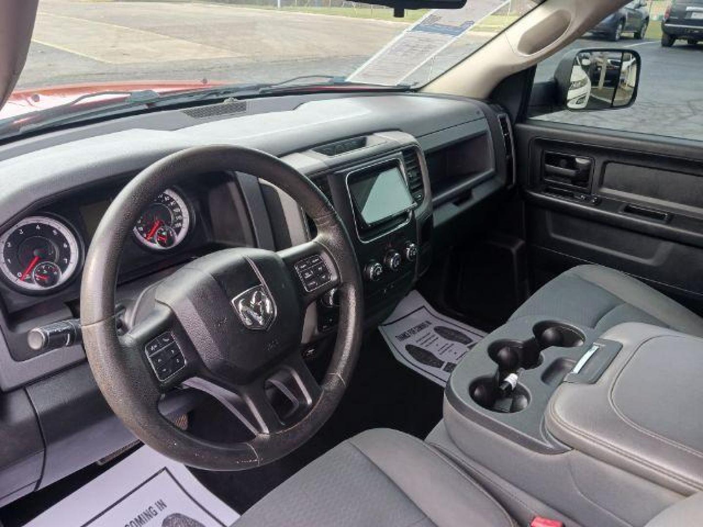 2015 Red RAM 1500 Tradesman Quad Cab 4WD (1C6RR7FT3FS) with an 5.7L V8 OHV 16V engine, 8-Speed Automatic transmission, located at 1184 Kauffman Ave, Fairborn, OH, 45324, (937) 908-9800, 39.807072, -84.030914 - Photo#7