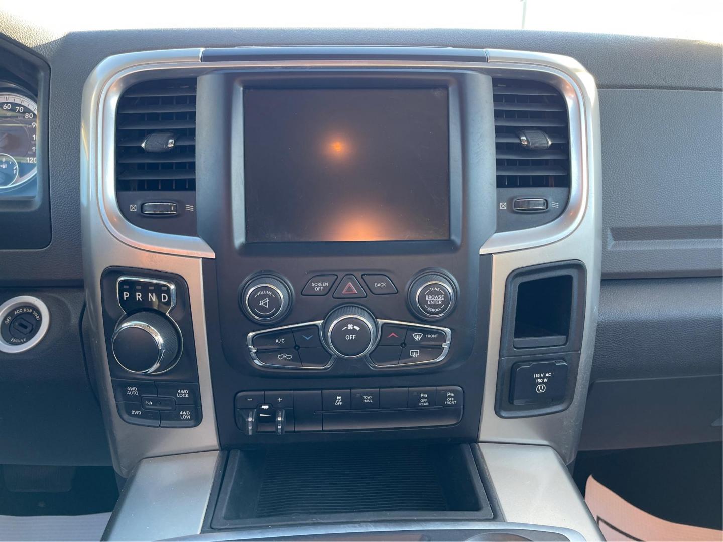 2015 Gray RAM 1500 SLT Quad Cab 4WD (1C6RR7GT2FS) with an 5.7L V8 OHV 16V engine, 6-Speed Automatic transmission, located at 401 Woodman Dr, Riverside, OH, 45431, (937) 908-9800, 39.760899, -84.123421 - Photo#11