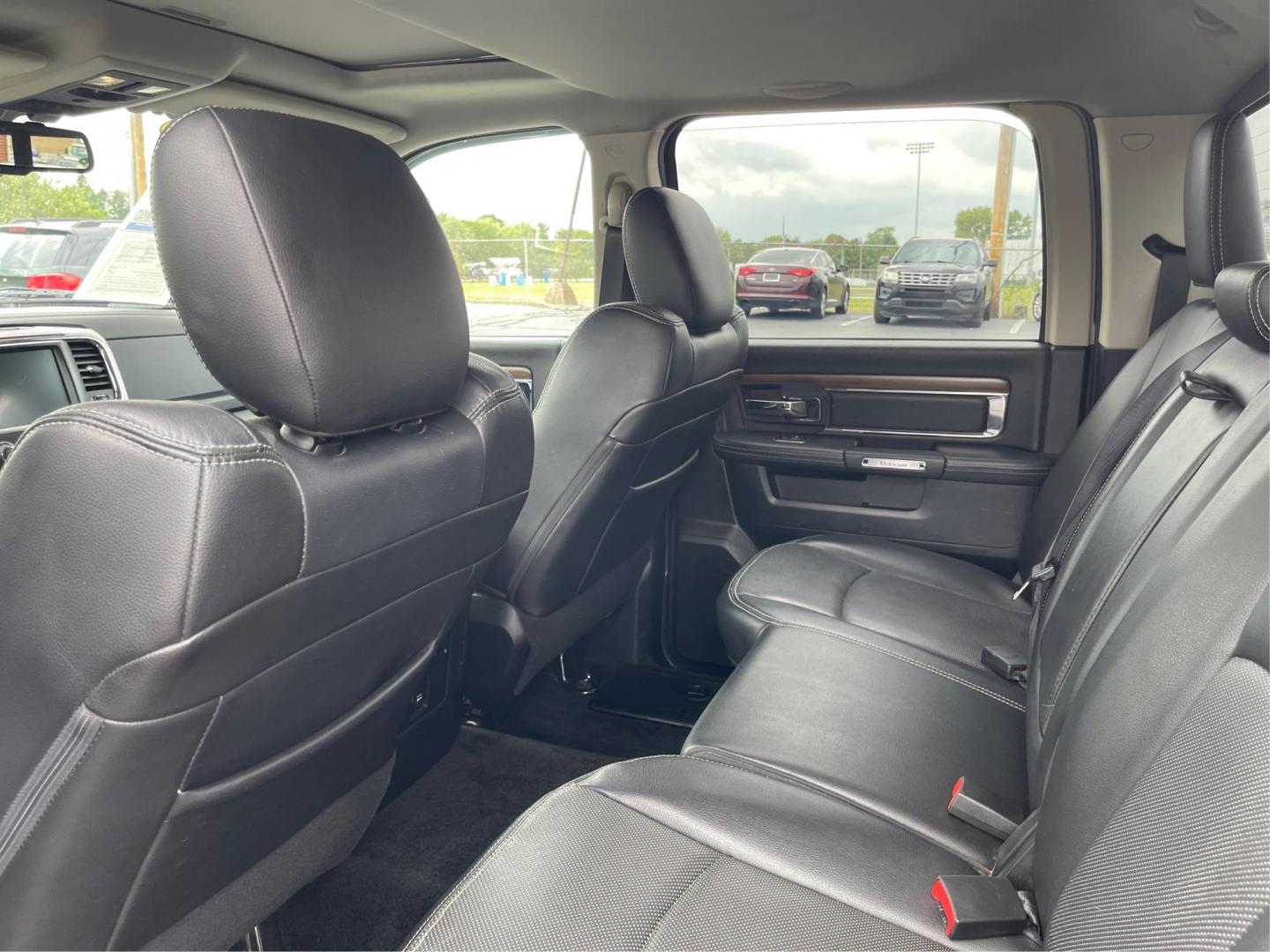 2015 RAM 1500 Laramie Crew Cab SWB 4WD (1C6RR7NT7FS) with an 5.7L V8 OHV 16V engine, 8-Speed Automatic transmission, located at 880 E. National Road, Vandalia, OH, 45377, (937) 908-9800, 39.891918, -84.183594 - 2015 RAM 1500 Laramie Crew Cab SWB 4WD - Photo#9