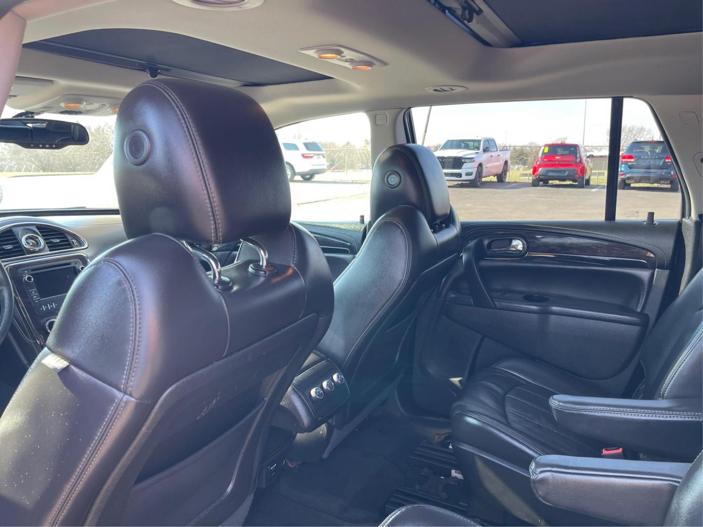 2016 Buick Enclave Leather (5GAKRBKD9GJ) with an Other engine, located at 1184 Kauffman Ave, Fairborn, OH, 45324, (937) 908-9800, 39.807072, -84.030914 - Photo#9