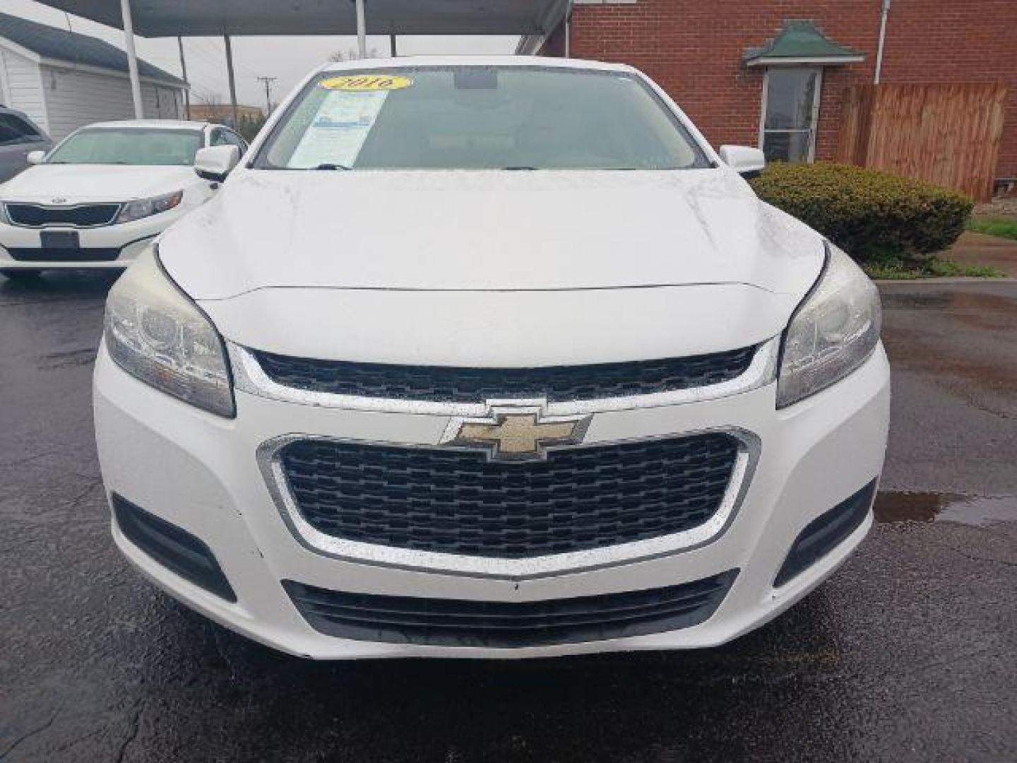 2016 Summit White Chevrolet Malibu Limited 1LT (1G11C5SA7GF) with an 2.5L L4 DOHC 16V engine, 6-Speed Automatic transmission, located at 1951 S Dayton Lakeview Rd., New Carlisle, OH, 45344, (937) 908-9800, 39.890999, -84.050255 - Photo#1