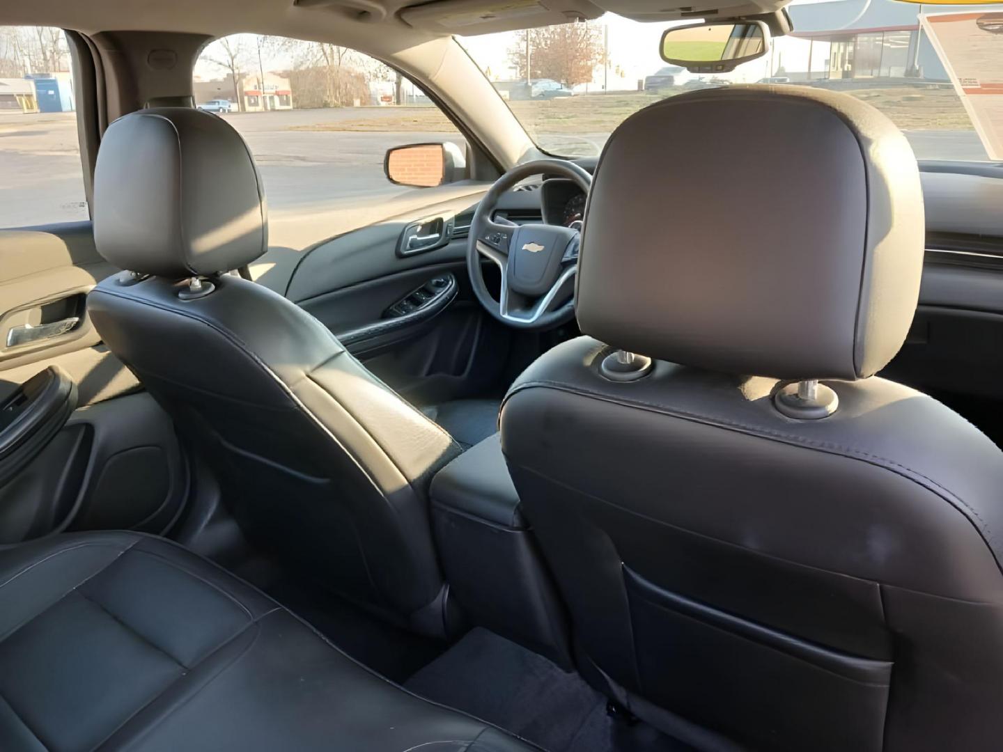 2016 Chevrolet Malibu Limited LTZ (1G11E5SA0GF) with an 2.5L L4 DOHC 16V engine, 6-Speed Automatic transmission, located at 1951 S Dayton Lakeview Rd., New Carlisle, OH, 45344, (937) 908-9800, 39.890999, -84.050255 - 2016 Chevrolet Malibu Limited LTZ - Photo#10