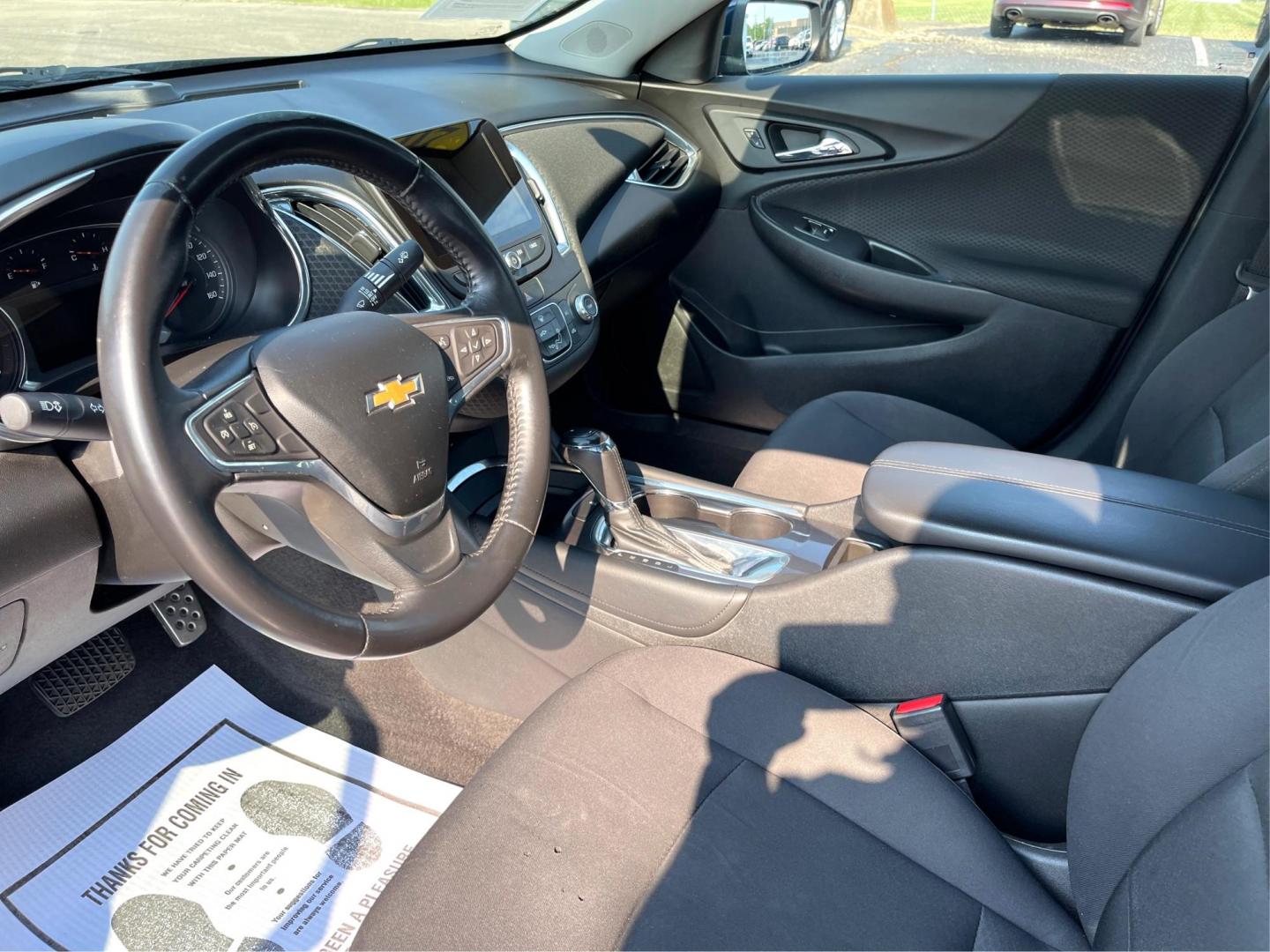 2016 Blue Velvet Metallic Chevrolet Malibu 1LT (1G1ZE5ST7GF) with an 1.5L L4 DOHC 16V engine, 6-Speed Automatic transmission, located at 880 E. National Road, Vandalia, OH, 45377, (937) 908-9800, 39.891918, -84.183594 - Photo#8