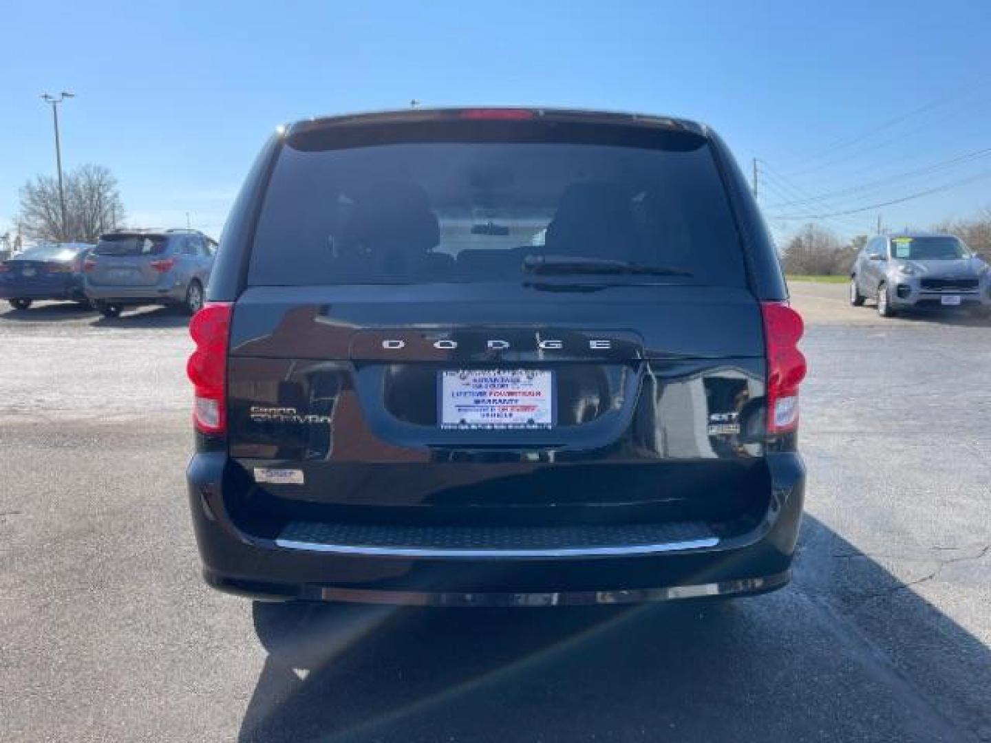 2016 Brilliant Black Crystal Pearl Coat Dodge Grand Caravan SXT (2C4RDGCG1GR) with an 3.6L V6 DOHC 24V engine, 6-Speed Automatic transmission, located at 401 Woodman Dr, Riverside, OH, 45431, (937) 908-9800, 39.760899, -84.123421 - Photo#5