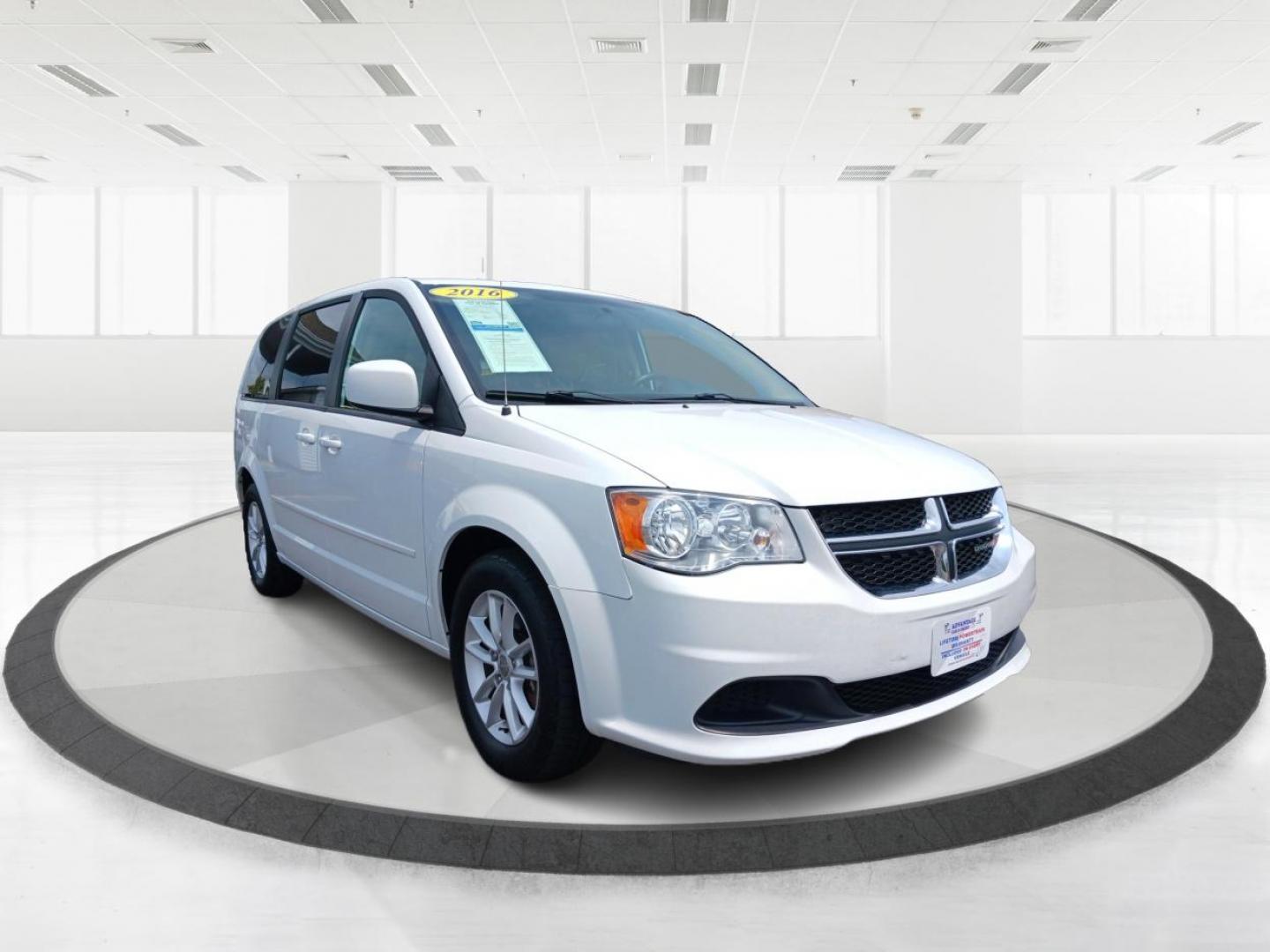 2016 Dodge Grand Caravan SXT (2C4RDGCG0GR) with an 3.6L V6 DOHC 24V engine, 6-Speed Automatic transmission, located at 1230 East Main St, Xenia, OH, 45385, (937) 908-9800, 39.688026, -83.910172 - Photo#0