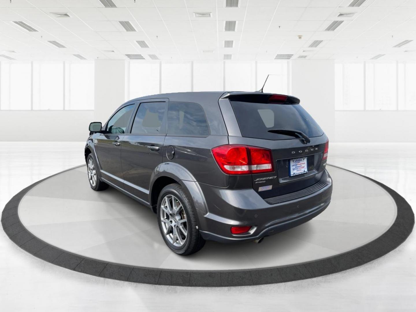 2016 Granite Crystal Metallic Clear Coat Dodge Journey R/T AWD (3C4PDDEG8GT) with an 3.6L V6 DOHC 24V engine, 6-Speed Automatic transmission, located at 401 Woodman Dr, Riverside, OH, 45431, (937) 908-9800, 39.760899, -84.123421 - Photo#4