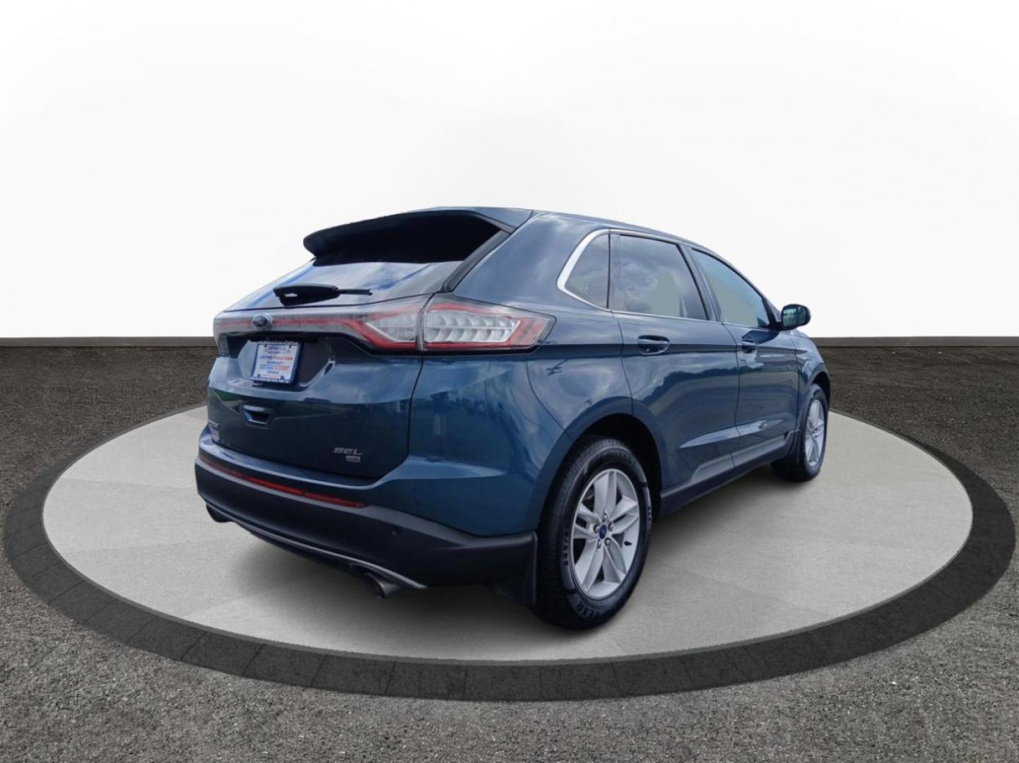 2016 Kona Blue Metallic Ford Edge SEL AWD (2FMPK4J83GB) with an 3.5L V6 DOHC 24V engine, 6A transmission, located at 1184 Kauffman Ave, Fairborn, OH, 45324, (937) 908-9800, 39.807072, -84.030914 - Photo#2