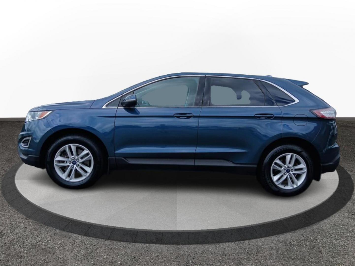 2016 Kona Blue Metallic Ford Edge SEL AWD (2FMPK4J83GB) with an 3.5L V6 DOHC 24V engine, 6A transmission, located at 1184 Kauffman Ave, Fairborn, OH, 45324, (937) 908-9800, 39.807072, -84.030914 - Photo#5