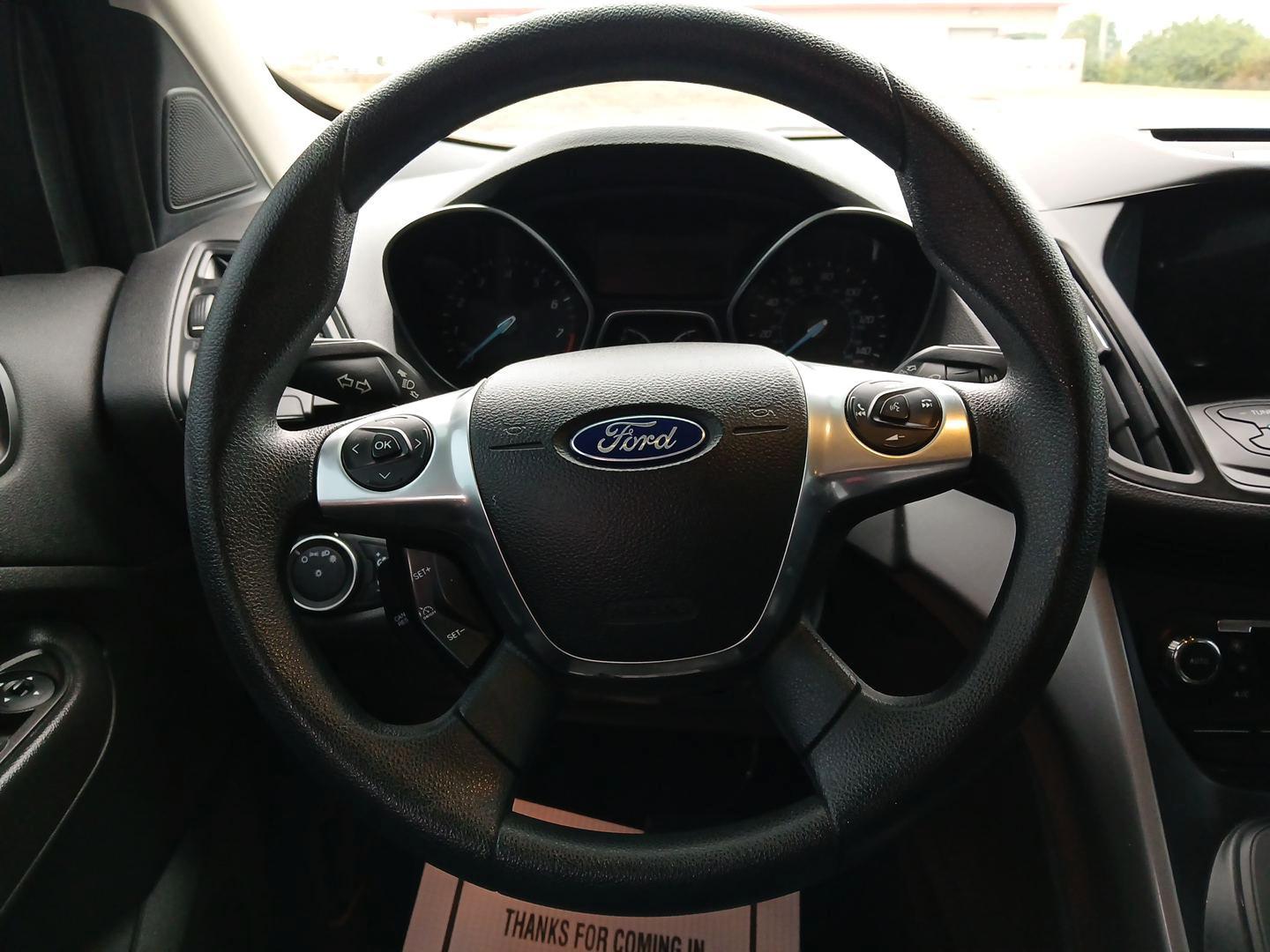 2016 Ingot Silver Metallic Ford Escape SE 4WD (1FMCU9G92GU) with an 2.0L L4 DOHC 16V engine, 6-Speed Automatic transmission, located at 1184 Kauffman Ave, Fairborn, OH, 45324, (937) 908-9800, 39.807072, -84.030914 - Photo#15