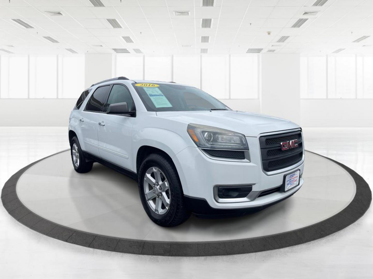 2016 Summit White GMC Acadia SL (1GKKR1ED0GJ) with an 3.6L V6 DOHC 24V engine, 6A transmission, located at 1230 East Main St, Xenia, OH, 45385, (937) 908-9800, 39.688026, -83.910172 - Photo#0