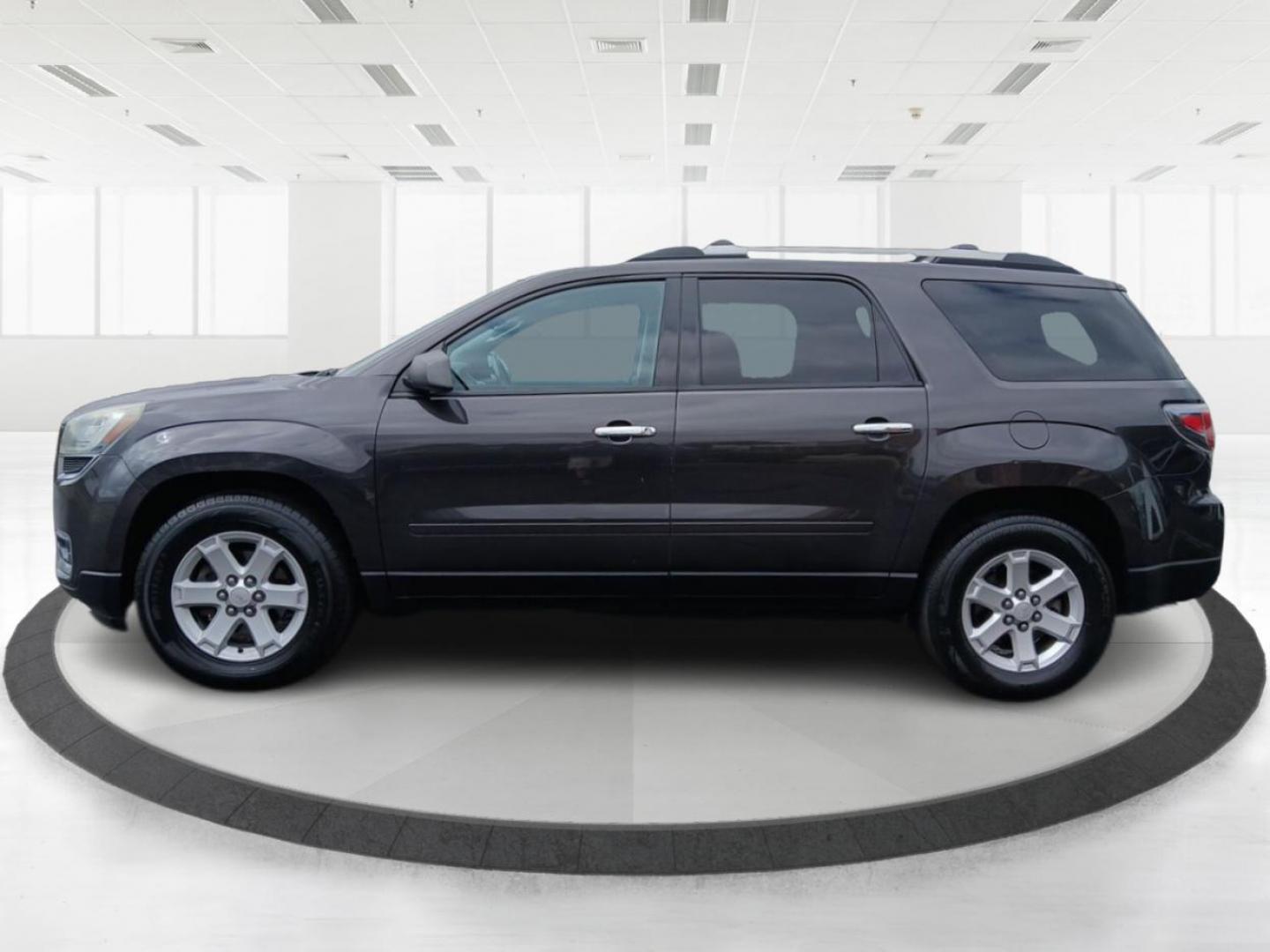 2016 Iridium Metallic GMC Acadia SLE-1 AWD (1GKKVNED3GJ) with an 3.6L V6 DOHC 24V engine, 6-Speed Automatic transmission, located at 4508 South Dixie Dr, Moraine, OH, 45439, (937) 908-9800, 39.689976, -84.218452 - Photo#5