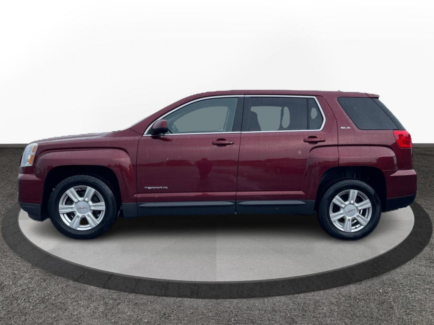 2016 Crimson Red Tintcoat GMC Terrain SLE1 FWD (2GKALMEK9G6) with an 2.4L L4 DOHC 16V engine, 6A transmission, located at 4508 South Dixie Dr, Moraine, OH, 45439, (937) 908-9800, 39.689976, -84.218452 - Photo#5