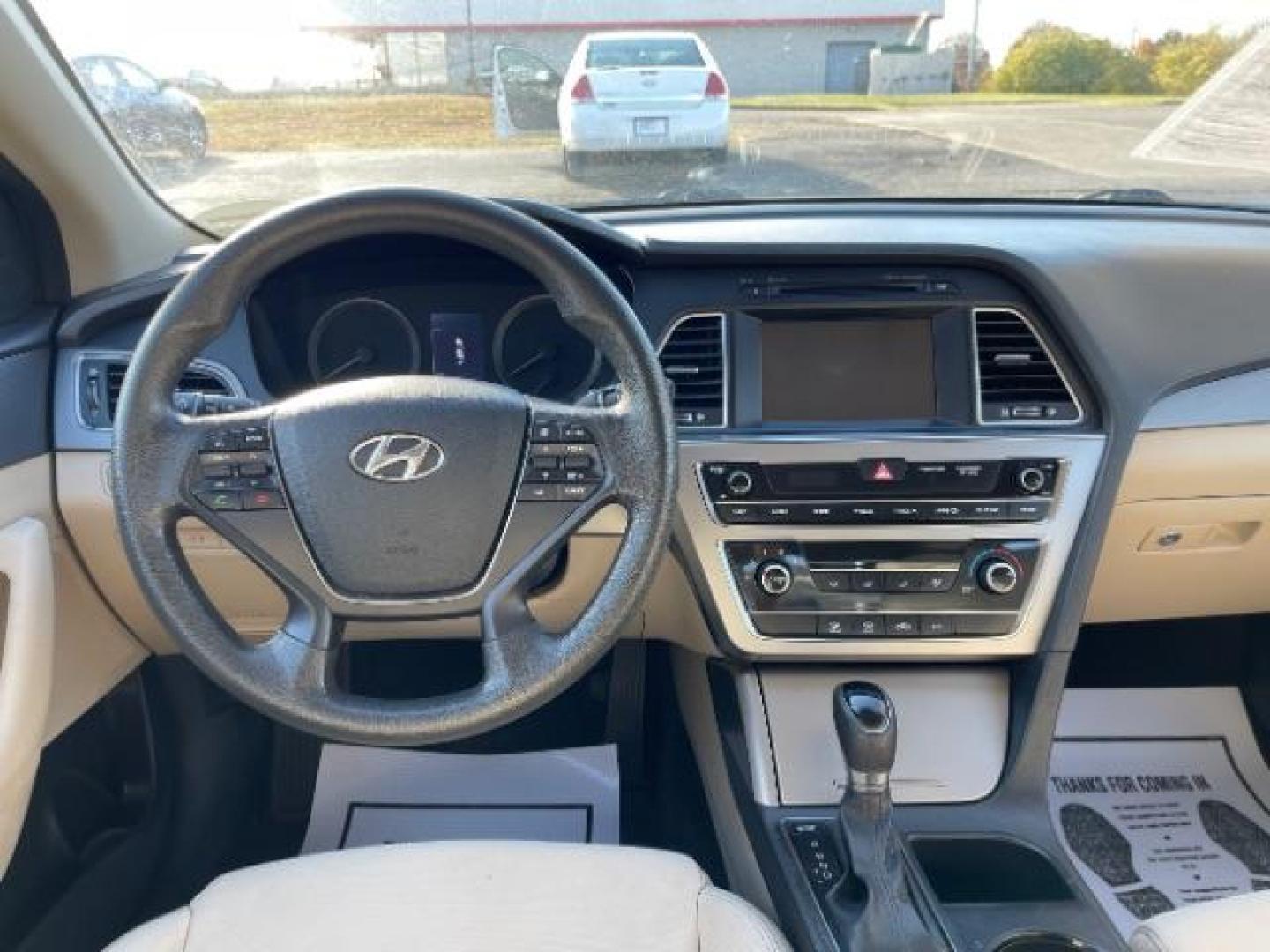 2016 Dark Truffle Hyundai Sonata SE (5NPE24AF3GH) with an 2.4L L4 DOHC 16V engine, 7-Speed Automatic transmission, located at 1099 N County Rd 25A , Troy, OH, 45373, (937) 908-9800, 40.057079, -84.212883 - Photo#6