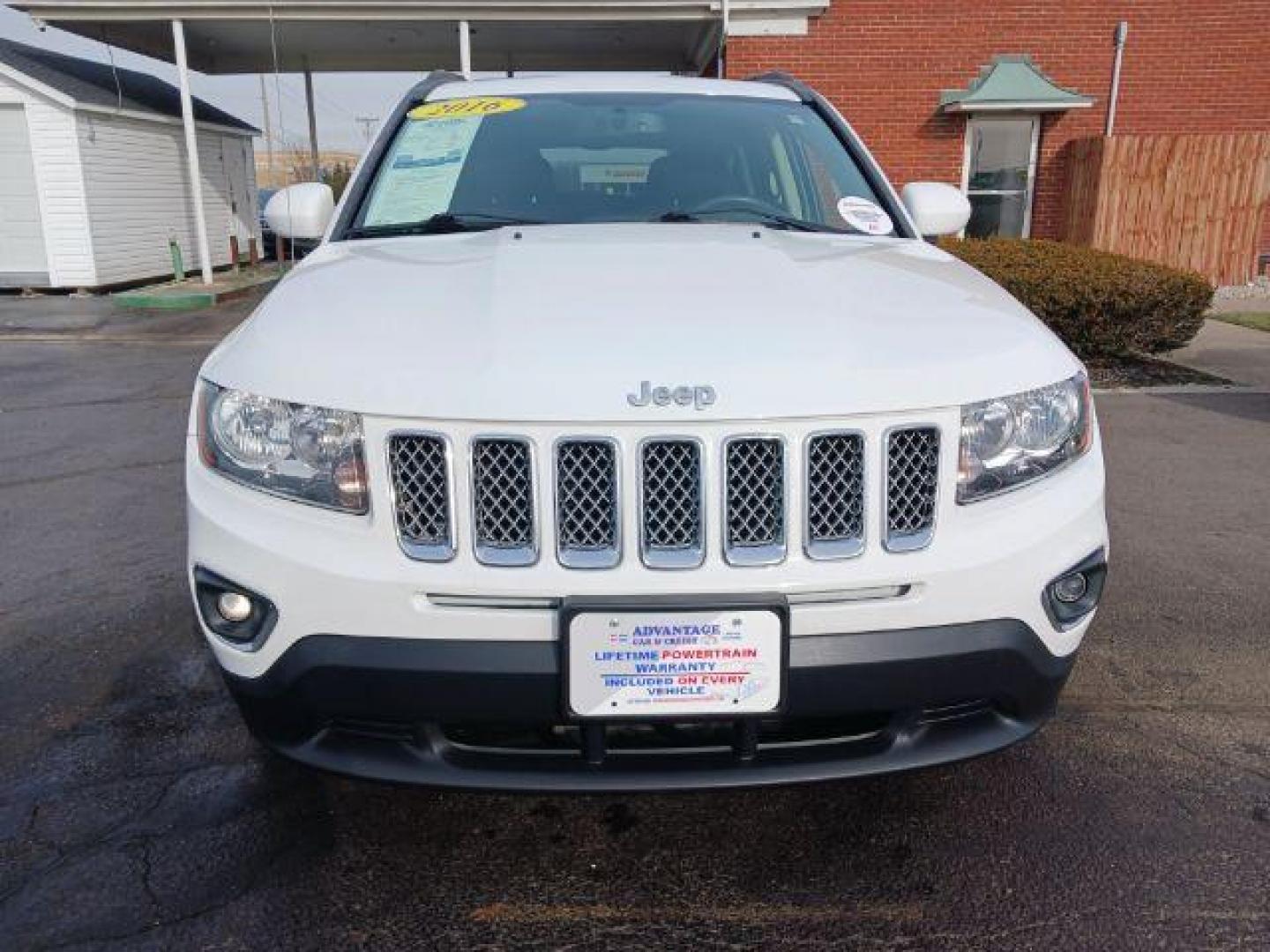 2016 White Jeep Compass Latitude FWD (1C4NJCEA2GD) with an 2.0L L4 DOHC 16V engine, Continuously Variable Transmission transmission, located at 4508 South Dixie Dr, Moraine, OH, 45439, (937) 908-9800, 39.689976, -84.218452 - Photo#1