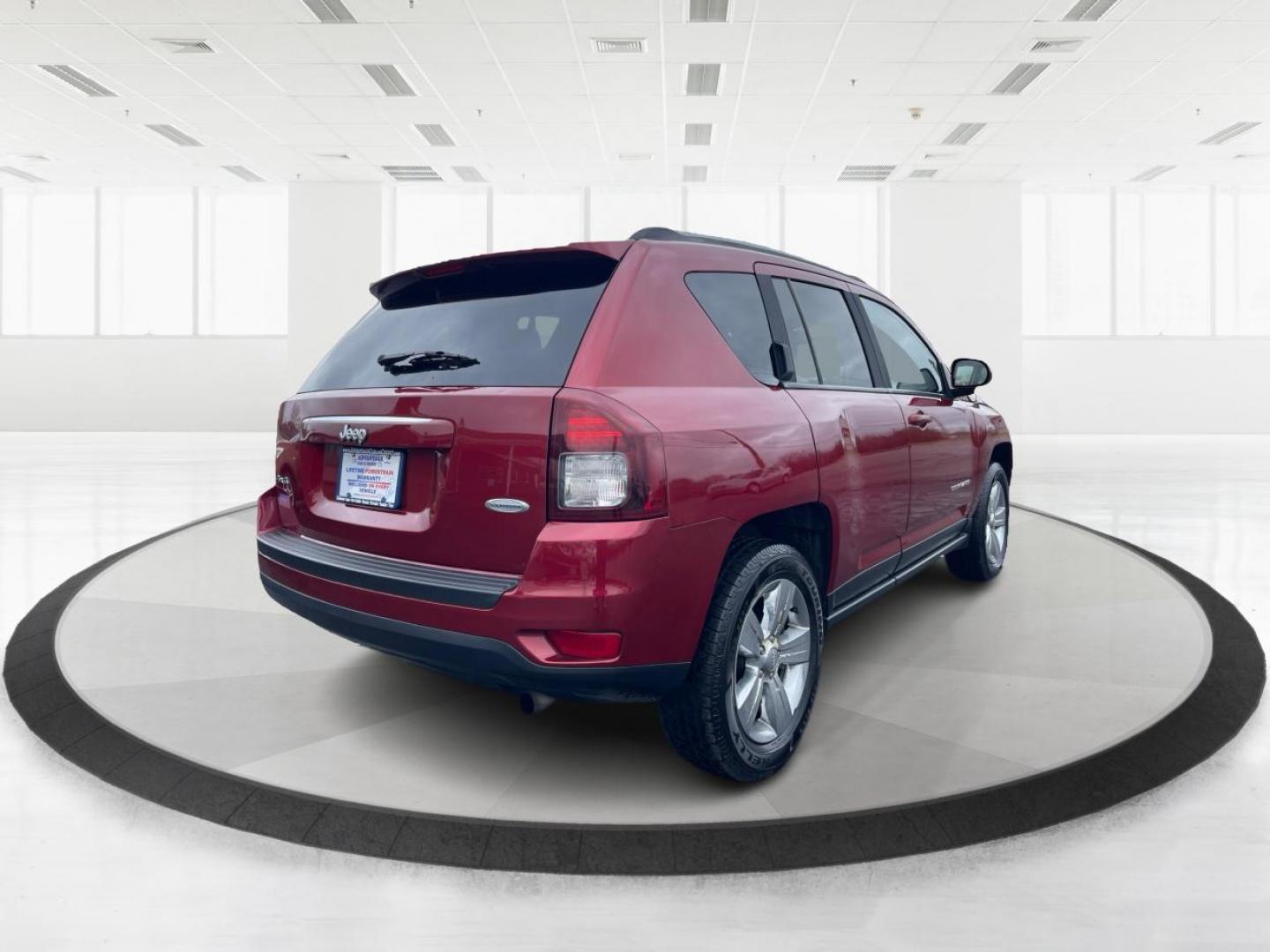 2016 Jeep Compass Latitude 4WD (1C4NJDEB7GD) with an 2.4L L4 DOHC 16V engine, 6-Speed Automatic transmission, located at 8750 N County Rd 25A, Piqua, OH, 45356, (937) 908-9800, 40.164391, -84.232513 - 2016 Jeep Compass Latitude 4WD - Photo#2