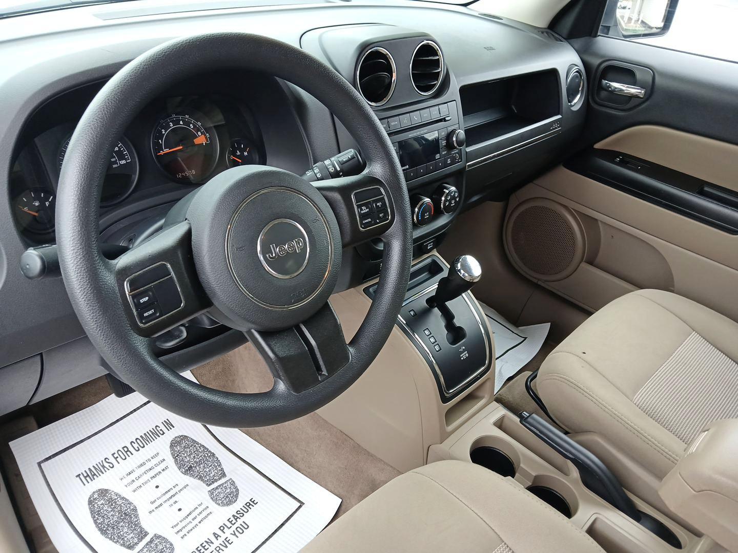 2016 White Jeep Patriot Sport 2WD (1C4NJPBA7GD) with an 2.0L L4 DOHC 16V engine, located at 401 Woodman Dr, Riverside, OH, 45431, (937) 908-9800, 39.760899, -84.123421 - Photo#8