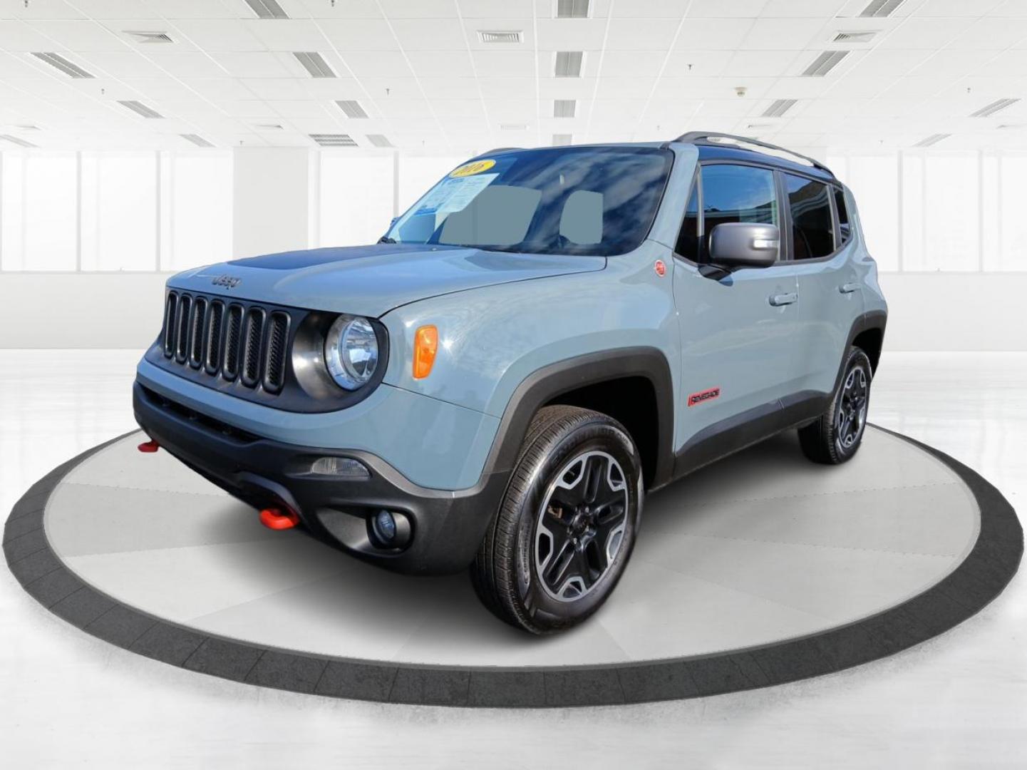 2016 Granite Crystal Metallic Clear Coat Jeep Renegade (ZACCJBCT3GP) with an 2.4L L4 DOHC 16V engine, 9-Speed Automatic transmission, located at 401 Woodman Dr, Riverside, OH, 45431, (937) 908-9800, 39.760899, -84.123421 - Photo#4