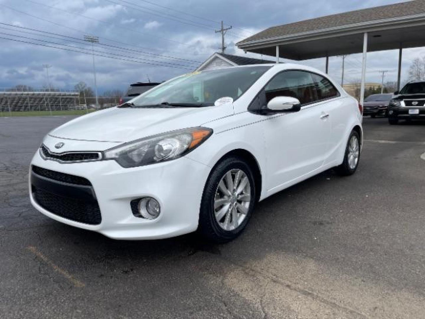 2016 Snow White Pearl Kia Forte Koup EX (KNAFX6A87G5) with an 2.0L L4 DOHC 16V engine, 6-Speed Automatic transmission, located at 4508 South Dixie Dr, Moraine, OH, 45439, (937) 908-9800, 39.689976, -84.218452 - Photo#1