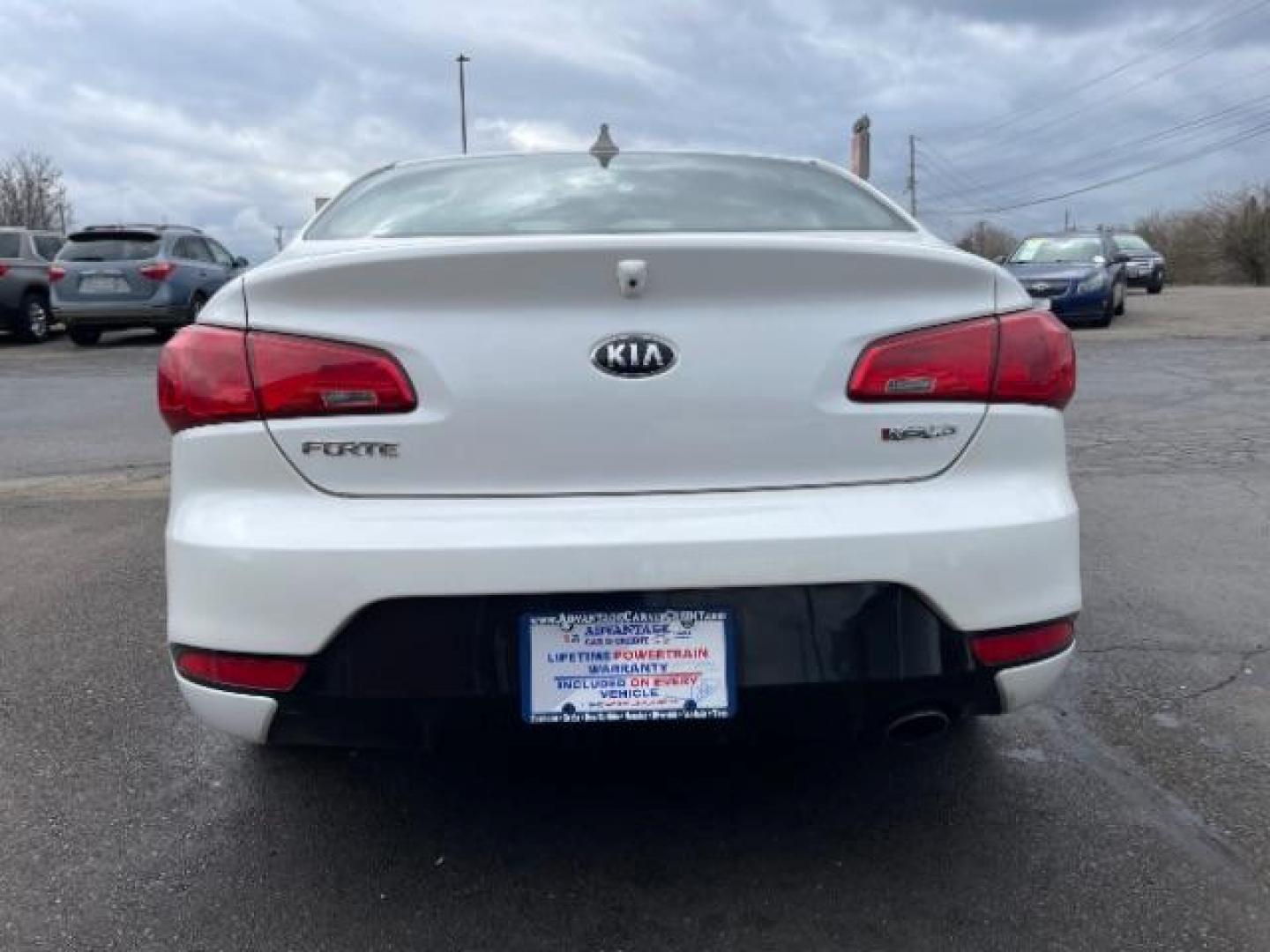 2016 Snow White Pearl Kia Forte Koup EX (KNAFX6A87G5) with an 2.0L L4 DOHC 16V engine, 6-Speed Automatic transmission, located at 4508 South Dixie Dr, Moraine, OH, 45439, (937) 908-9800, 39.689976, -84.218452 - Photo#5