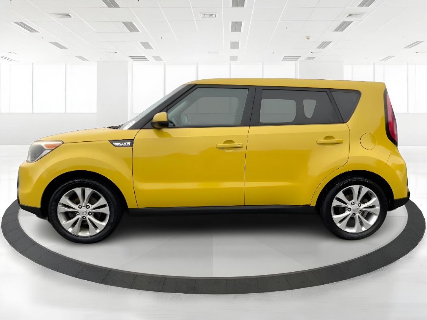 2016 Solar Yellow Kia Soul (KNDJP3A51G7) with an 2.0L L4 DOHC 16V engine, 6-Speed Automatic transmission, located at 1099 N County Rd 25A , Troy, OH, 45373, (937) 908-9800, 40.057079, -84.212883 - Photo#3