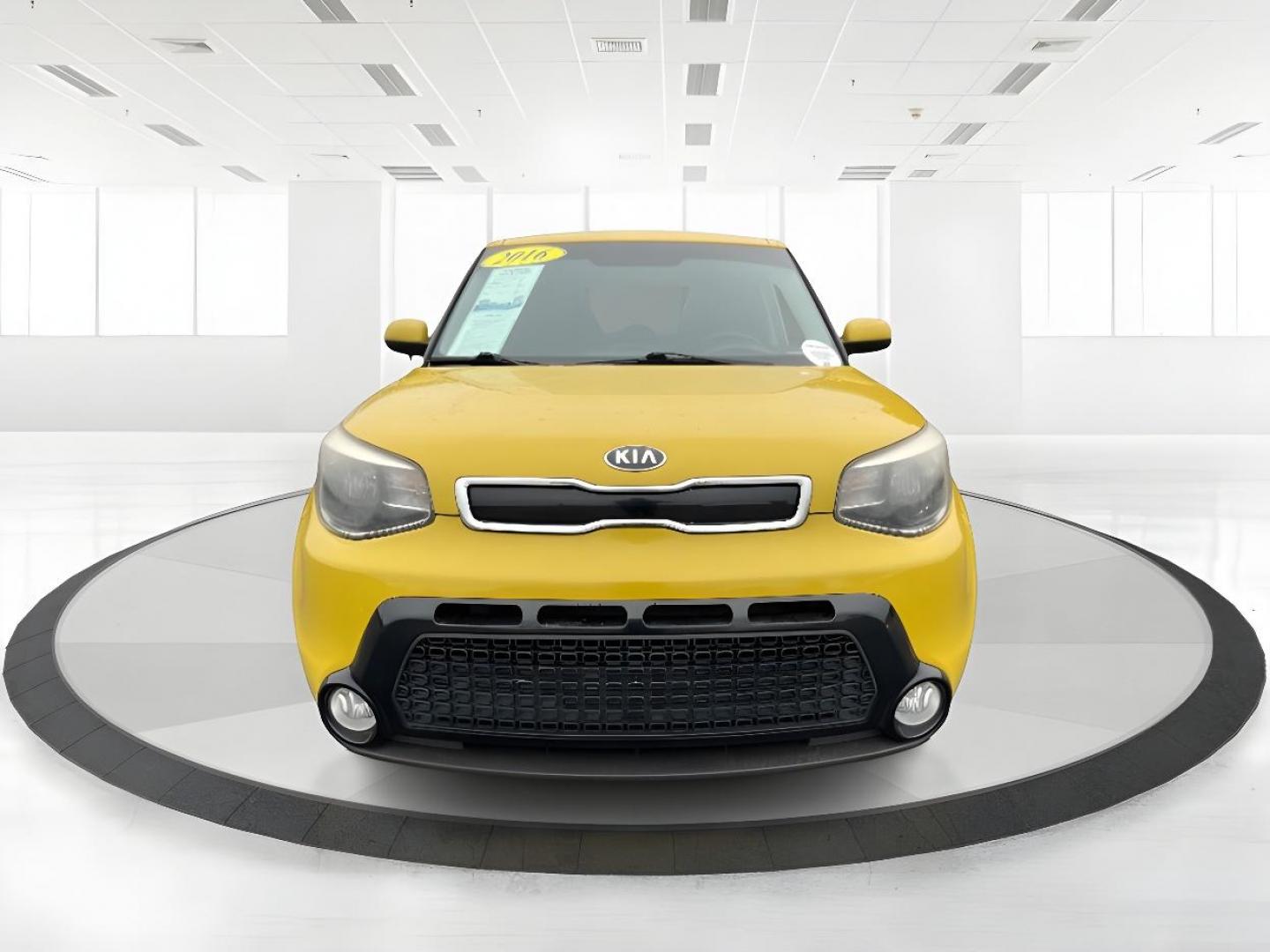 2016 Solar Yellow Kia Soul (KNDJP3A51G7) with an 2.0L L4 DOHC 16V engine, 6-Speed Automatic transmission, located at 1099 N County Rd 25A , Troy, OH, 45373, (937) 908-9800, 40.057079, -84.212883 - Photo#4