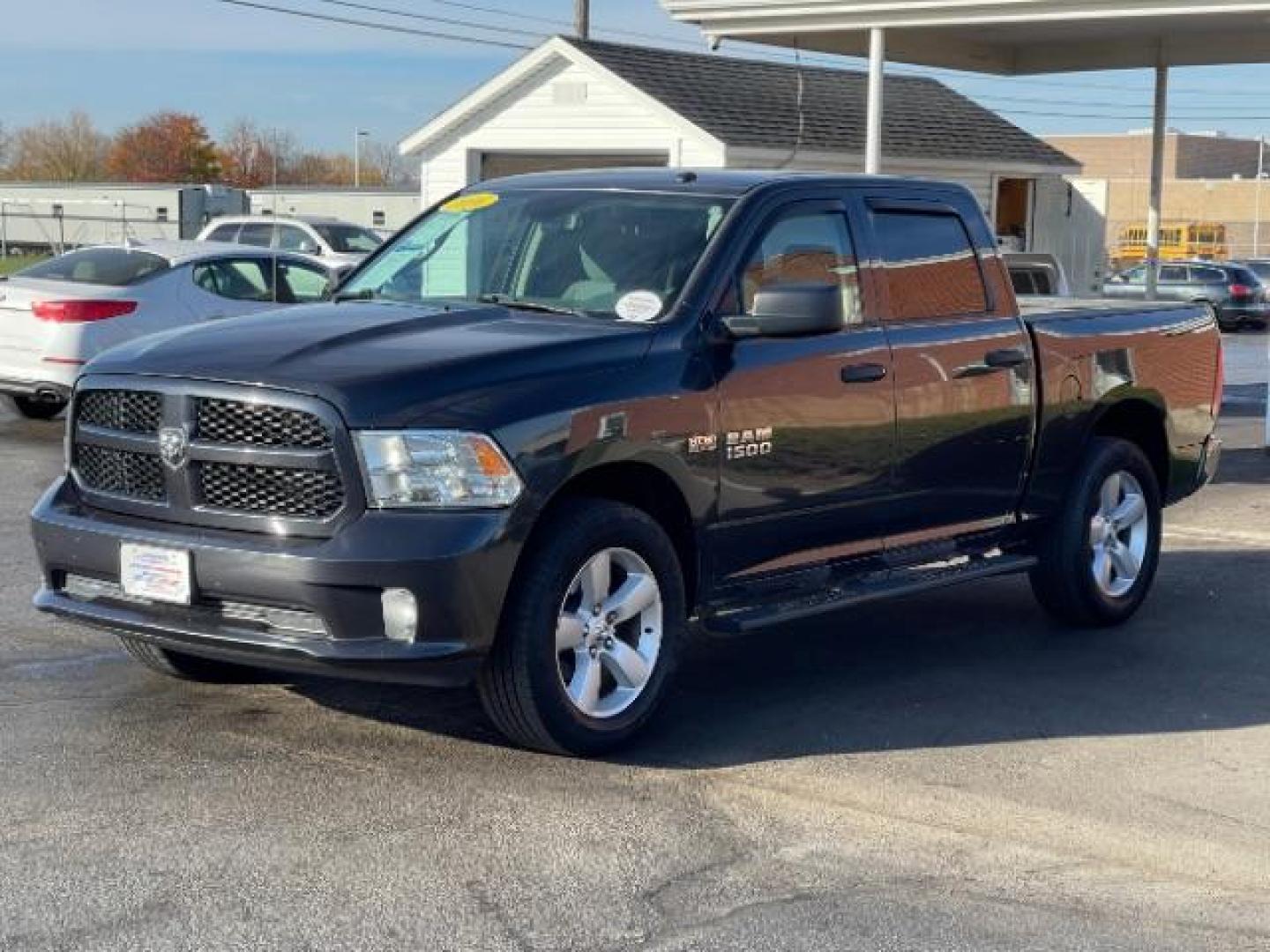 2016 Granite Crystal Metallic Clear Coat RAM 1500 Tradesman Crew Cab SWB 4WD (3C6RR7KTXGG) with an 5.7L V8 OHV 16V engine, 8-Speed Automatic transmission, located at 401 Woodman Dr, Riverside, OH, 45431, (937) 908-9800, 39.760899, -84.123421 - Photo#1