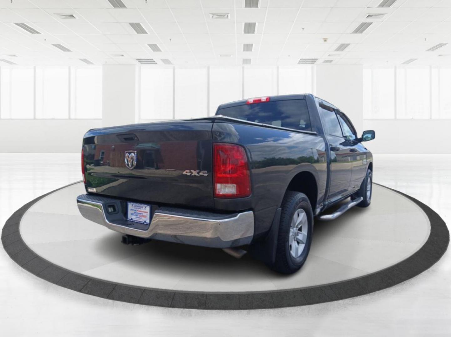 2016 Gray RAM 1500 SSV Crew Cab SWB 4WD (1C6RR7XT5GS) with an 5.7L V8 OHV 16V engine, 6A transmission, located at 1951 S Dayton Lakeview Rd., New Carlisle, OH, 45344, (937) 908-9800, 39.890999, -84.050255 - Photo#2