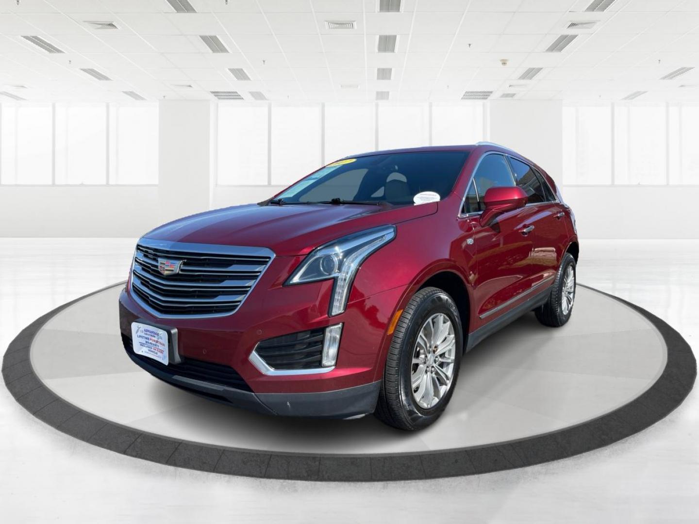 2017 Cadillac XT5 Luxury AWD (1GYKNDRS4HZ) with an 3.6L V6 DOHC 24V engine, 8-Speed Automatic transmission, located at 880 E. National Road, Vandalia, OH, 45377, (937) 908-9800, 39.891918, -84.183594 - 2017 Cadillac XT5 Luxury AWD - Photo#7