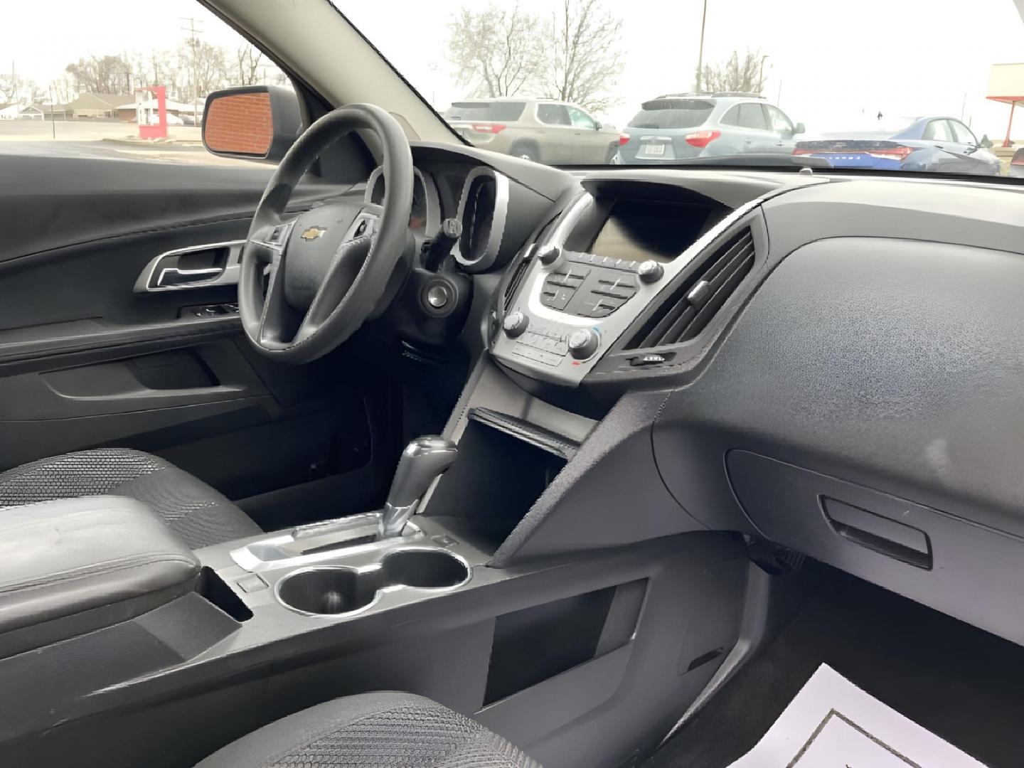 2017 Black Chevrolet Equinox LS 2WD (2GNALBEK2H1) with an 2.4L L4 DOHC 16V FFV engine, 6A transmission, located at 401 Woodman Dr, Riverside, OH, 45431, (937) 908-9800, 39.760899, -84.123421 - Photo#7