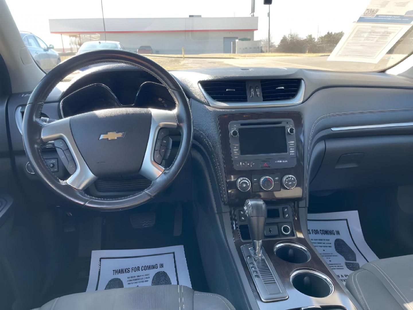 2017 Blue Velvet Metallic Chevrolet Traverse (1GNKRGKD9HJ) with an 3.6L V6 DOHC 24V engine, 6-Speed Automatic transmission, located at 880 E. National Road, Vandalia, OH, 45377, (937) 908-9800, 39.891918, -84.183594 - Photo#8