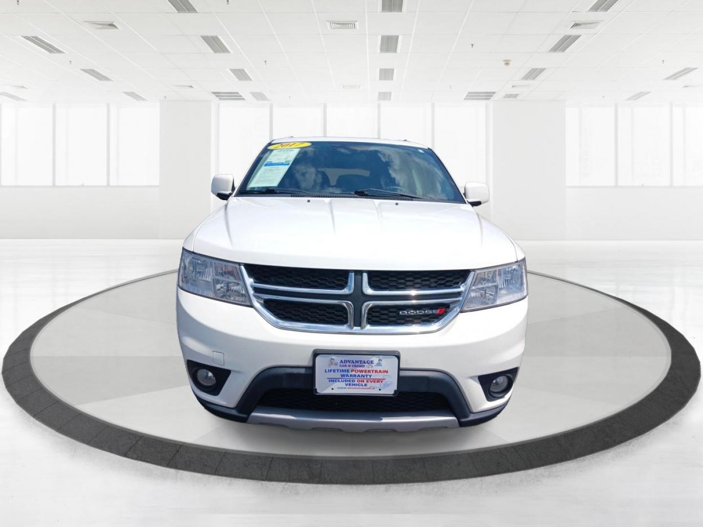 2017 White Dodge Journey (3C4PDDBG0HT) with an 3.6L V6 DOHC 24V engine, 6-Speed Automatic transmission, located at 4508 South Dixie Dr, Moraine, OH, 45439, (937) 908-9800, 39.689976, -84.218452 - Photo#6