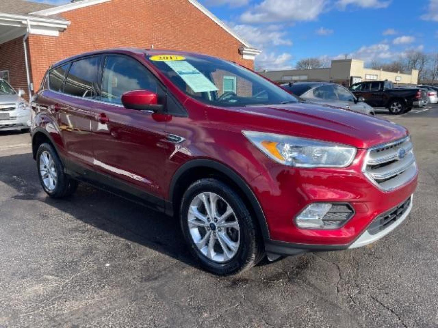 2017 Ford Escape SE 4WD (1FMCU9GD4HU) with an 1.5L L4 DOHC 16V engine, 6-Speed Automatic transmission, located at 1184 Kauffman Ave, Fairborn, OH, 45324, (937) 908-9800, 39.807072, -84.030914 - 2017 Ford Escape SE 4WD - Photo#0