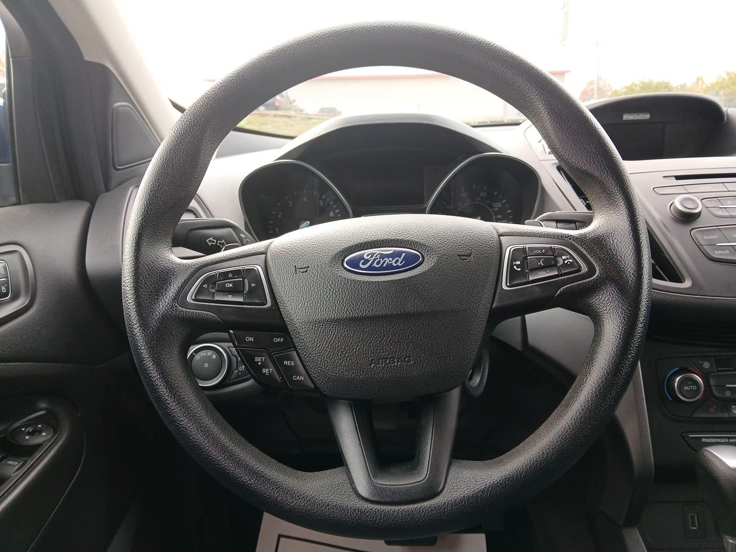 2017 Ford Escape SE FWD (1FMCU0GD3HU) with an 1.5L L4 DOHC 16V engine, 6-Speed Automatic transmission, located at 401 Woodman Dr, Riverside, OH, 45431, (937) 908-9800, 39.760899, -84.123421 - 2017 Ford Escape SE FWD - Photo#15