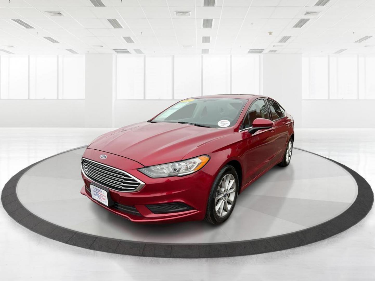 2017 Ford Fusion SE (3FA6P0H7XHR) with an Other engine, located at 4508 South Dixie Dr, Moraine, OH, 45439, (937) 908-9800, 39.689976, -84.218452 - Photo#7