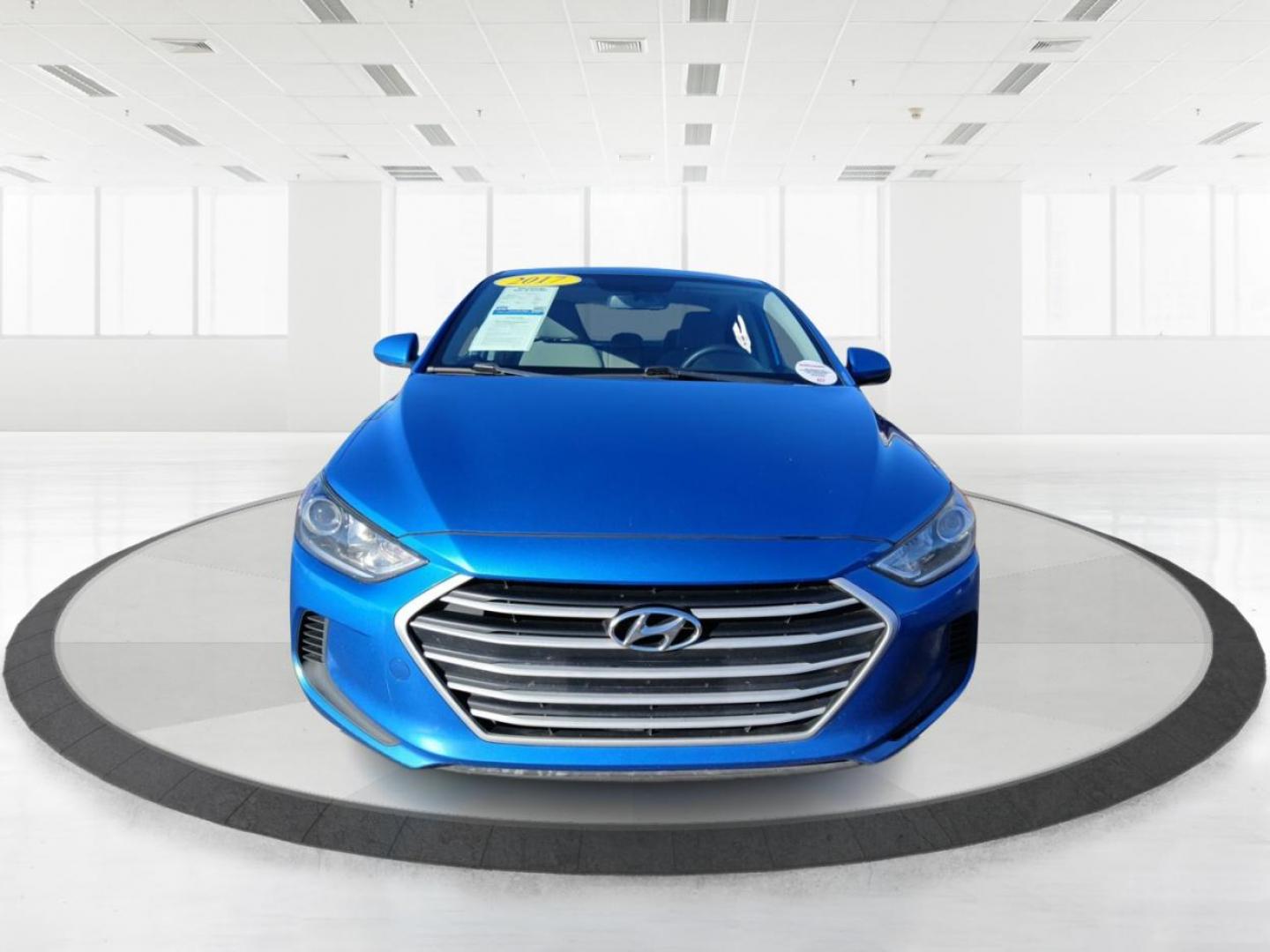 2017 Electric Blue Hyundai Elantra SE 6AT (KMHD74LF4HU) with an 1.8L L4 DOHC 16V engine, 6A transmission, located at 1230 East Main St, Xenia, OH, 45385, (937) 908-9800, 39.688026, -83.910172 - Photo#6