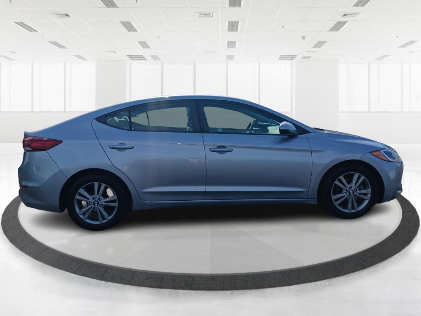 2017 Gray Hyundai Elantra SE (5NPD84LF3HH) , located at 1099 N County Rd 25A , Troy, OH, 45373, (937) 908-9800, 40.057079, -84.212883 - Photo#1