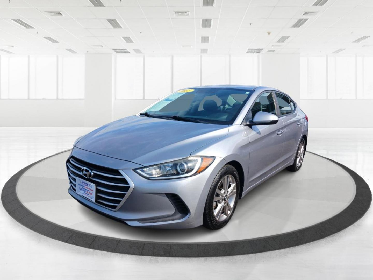 2017 Gray Hyundai Elantra SE (5NPD84LF3HH) , located at 1099 N County Rd 25A , Troy, OH, 45373, (937) 908-9800, 40.057079, -84.212883 - Photo#7