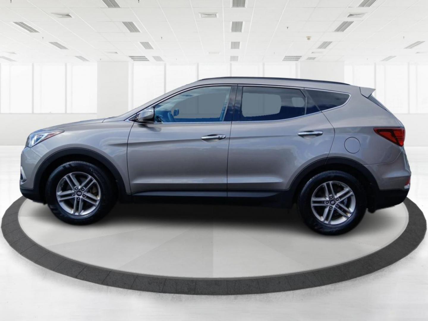 2017 Mineral Gray Hyundai Santa Fe Sport 2.4 FWD (5NMZU3LB7HH) with an 2.4L L4 DOHC 16V engine, 6A transmission, located at 880 E. National Road, Vandalia, OH, 45377, (937) 908-9800, 39.891918, -84.183594 - Photo#5