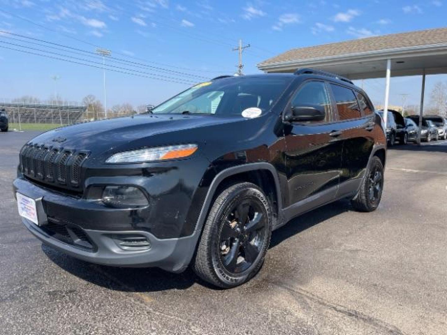 2017 DB Black Pearl Coat Jeep Cherokee Sport 4WD (1C4PJMAB8HW) with an 2.4L L4 DOHC 16V engine, 9-Speed Automatic transmission, located at 1951 S Dayton Lakeview Rd., New Carlisle, OH, 45344, (937) 908-9800, 39.890999, -84.050255 - Photo#1