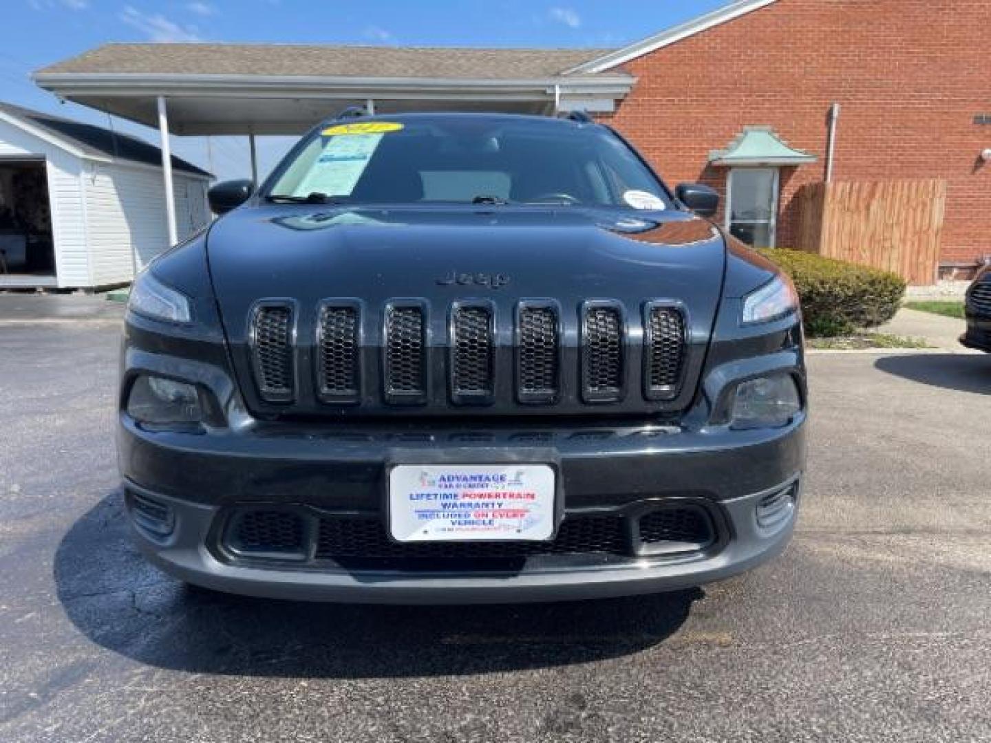 2017 DB Black Pearl Coat Jeep Cherokee Sport 4WD (1C4PJMAB8HW) with an 2.4L L4 DOHC 16V engine, 9-Speed Automatic transmission, located at 1951 S Dayton Lakeview Rd., New Carlisle, OH, 45344, (937) 908-9800, 39.890999, -84.050255 - Photo#2