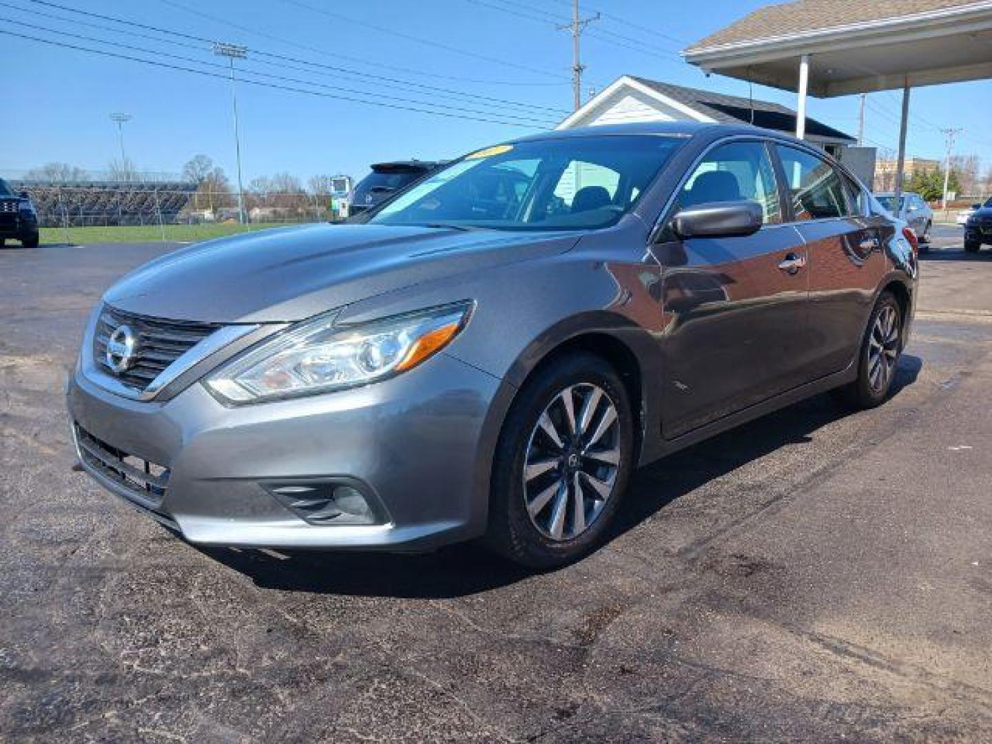 2017 Gun Metallic Nissan Altima 2.5 SV (1N4AL3AP3HC) with an 2.5L L4 DOHC 16V engine, Continuously Variable Transmission transmission, located at 1951 S Dayton Lakeview Rd., New Carlisle, OH, 45344, (937) 908-9800, 39.890999, -84.050255 - Photo#2