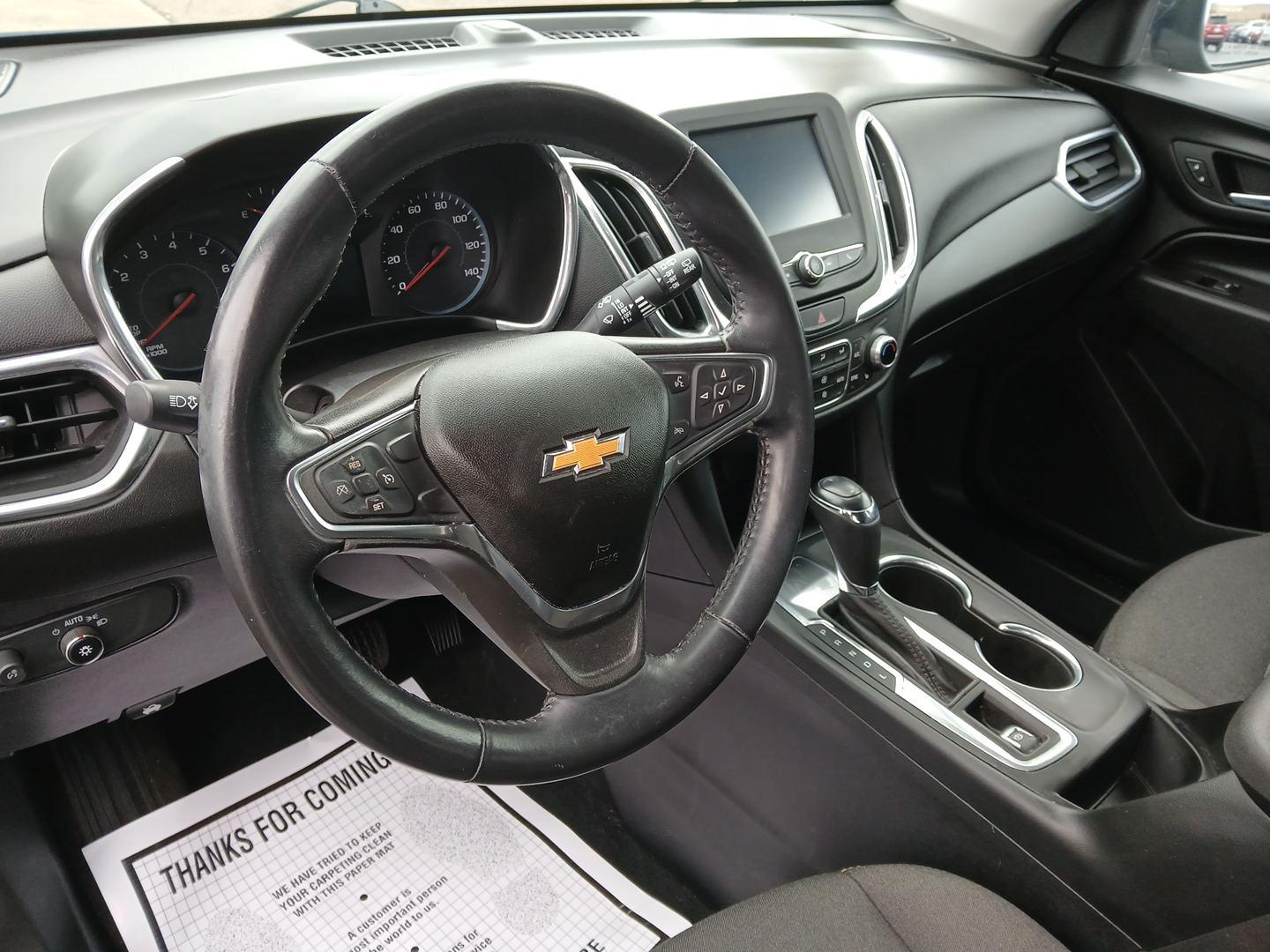 2018 Chevrolet Equinox LT 2WD (2GNAXJEV6J6) with an 1.5L L4 DIR DOHC 16V TURBO engine, 6-Speed Automatic transmission, located at 880 E. National Road, Vandalia, OH, 45377, (937) 908-9800, 39.891918, -84.183594 - 2018 Chevrolet Equinox LT 2WD - Photo#8