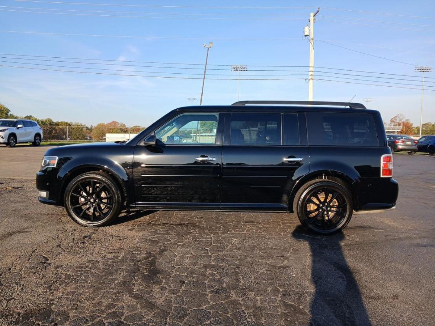 2018 Shadow Black Ford Flex Limited AWD (2FMHK6D8XJB) with an 3.5L V6 DOHC 24V engine, 6A transmission, located at 880 E. National Road, Vandalia, OH, 45377, (937) 908-9800, 39.891918, -84.183594 - Photo#5