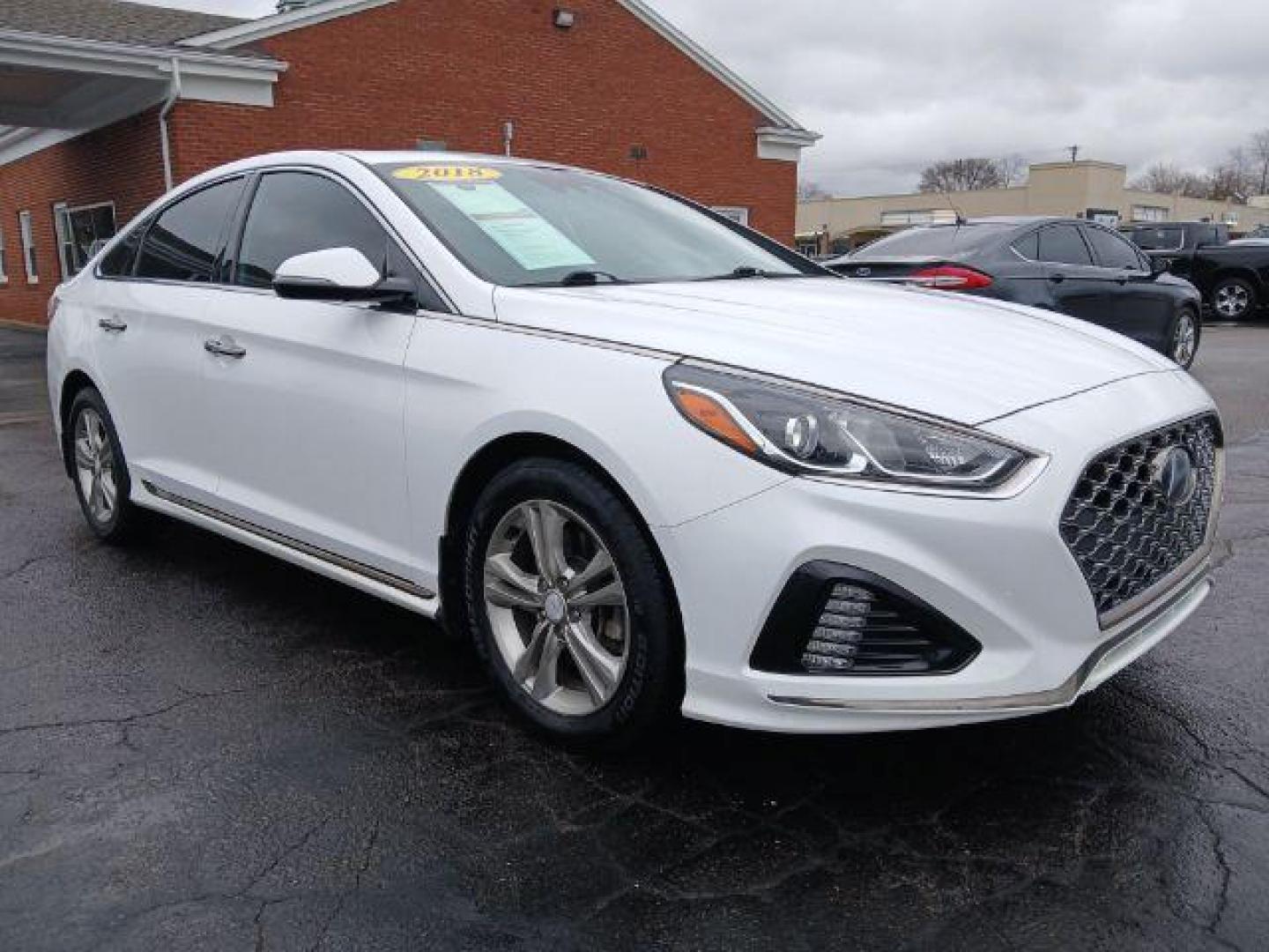 2018 Hyundai Sonata Sport (5NPE34AFXJH) with an 2.4L L4 DOHC 16V engine, 6-Speed Automatic transmission, located at 1951 S Dayton Lakeview Rd., New Carlisle, OH, 45344, (937) 908-9800, 39.890999, -84.050255 - 2018 Hyundai Sonata Sport - Photo#13