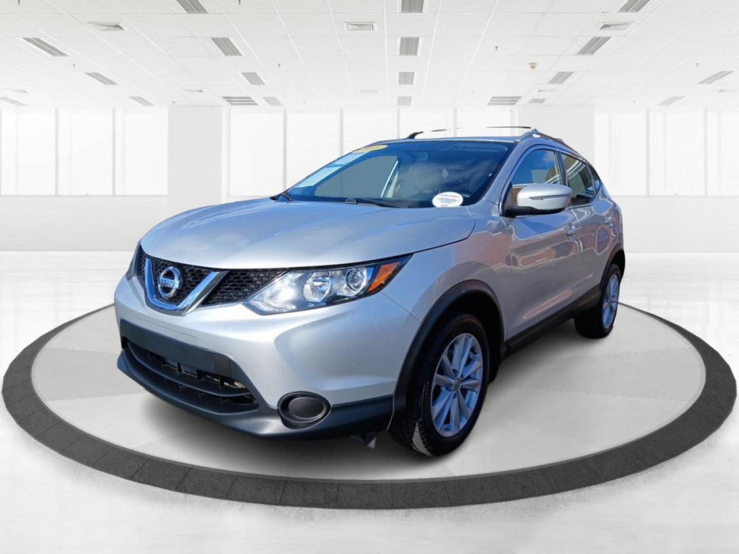 2018 Nissan Rogue Sport SV AWD (JN1BJ1CR6JW) with an 2.0L L4 DOHC 16V engine, Continuously Variable Transmission transmission, located at 8750 N County Rd 25A, Piqua, OH, 45356, (937) 908-9800, 40.164391, -84.232513 - 2018 Nissan Rogue Sport SV AWD - Photo#5