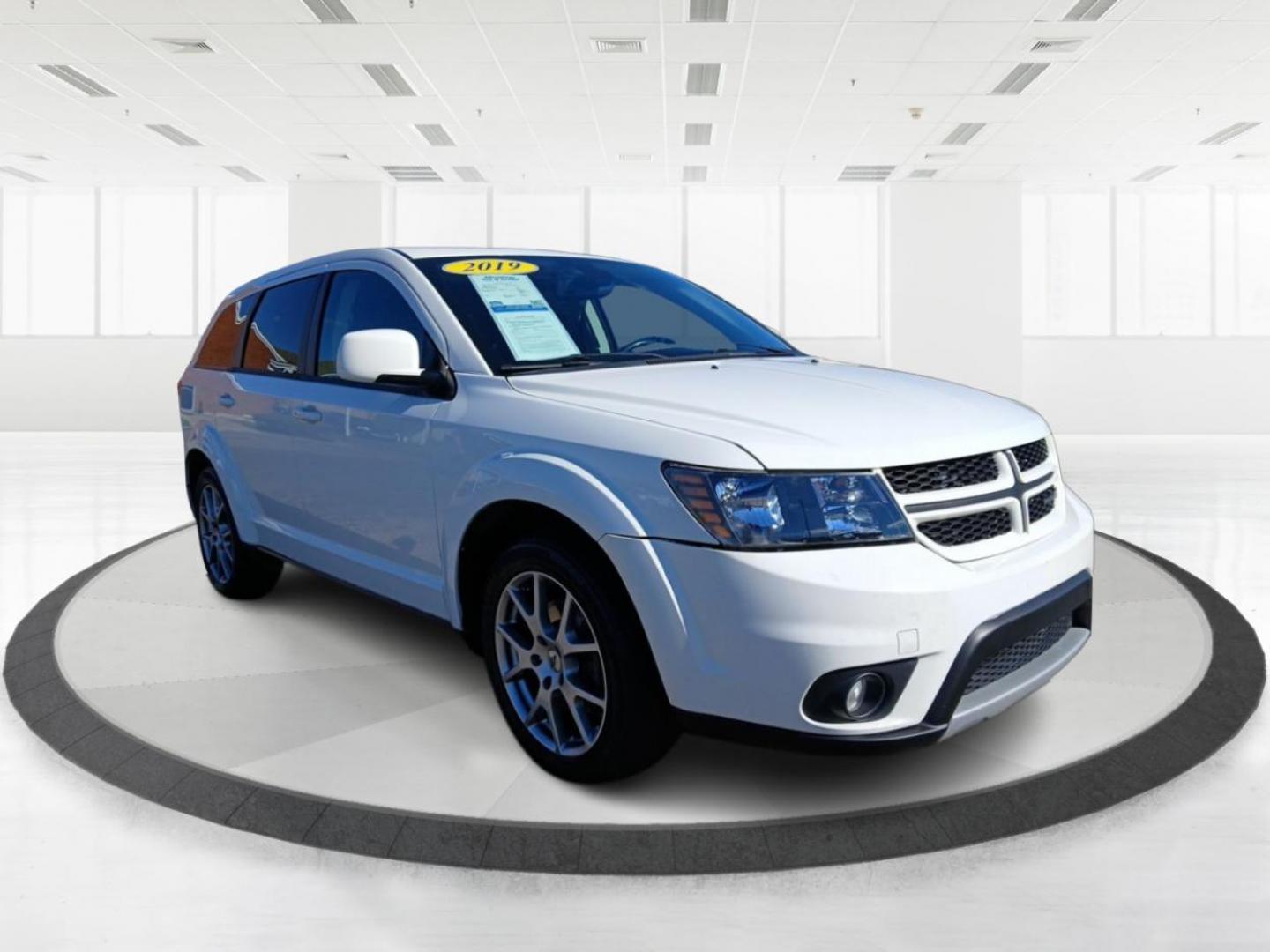 2019 Whtie Noise Tri-Coat Dodge Journey GT (3C4PDCEG2KT) with an 3.6L V6 DOHC 24V engine, 6A transmission, located at 880 E. National Road, Vandalia, OH, 45377, (937) 908-9800, 39.891918, -84.183594 - Photo#0