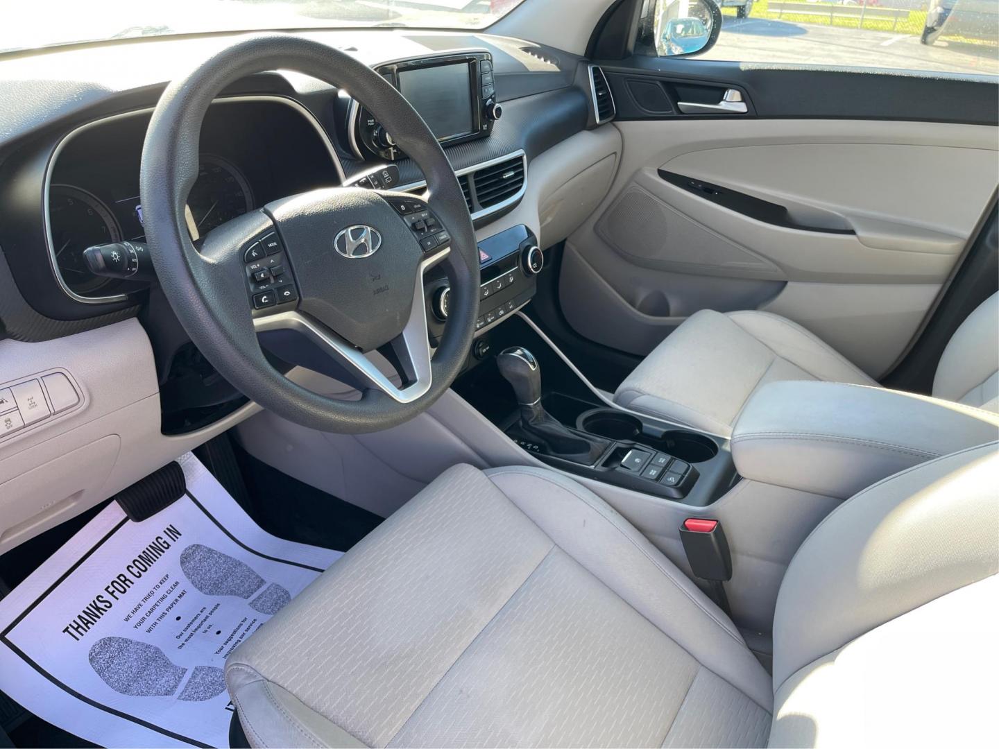 2019 Coliseum Grey Hyundai Tucson SE AWD (KM8J2CA4XKU) with an 2.0L L4 DOHC 16V engine, 6A transmission, located at 880 E. National Road, Vandalia, OH, 45377, (937) 908-9800, 39.891918, -84.183594 - Photo#8