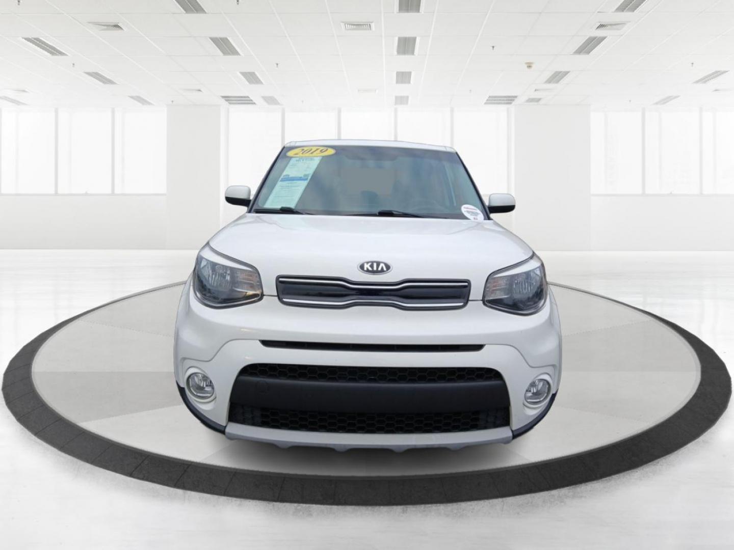 2019 Clear White Kia Soul + (KNDJP3A59K7) with an 2.0L L4 DOHC 16V engine, 6A transmission, located at 401 Woodman Dr, Riverside, OH, 45431, (937) 908-9800, 39.760899, -84.123421 - Photo#6